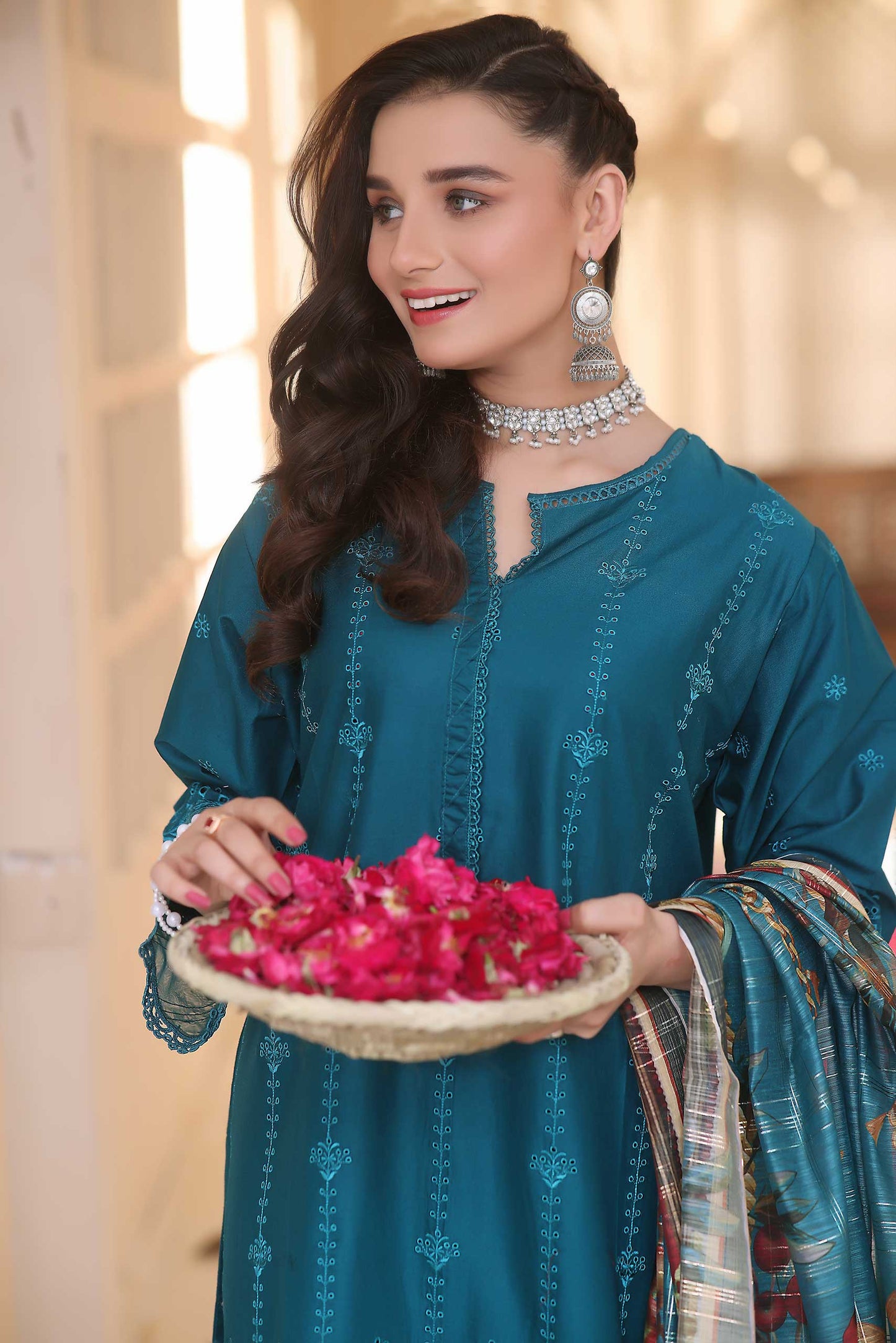 3 Piece Stitched Embroidered Chickenkari Lawn-ZAINAB FAZLANI