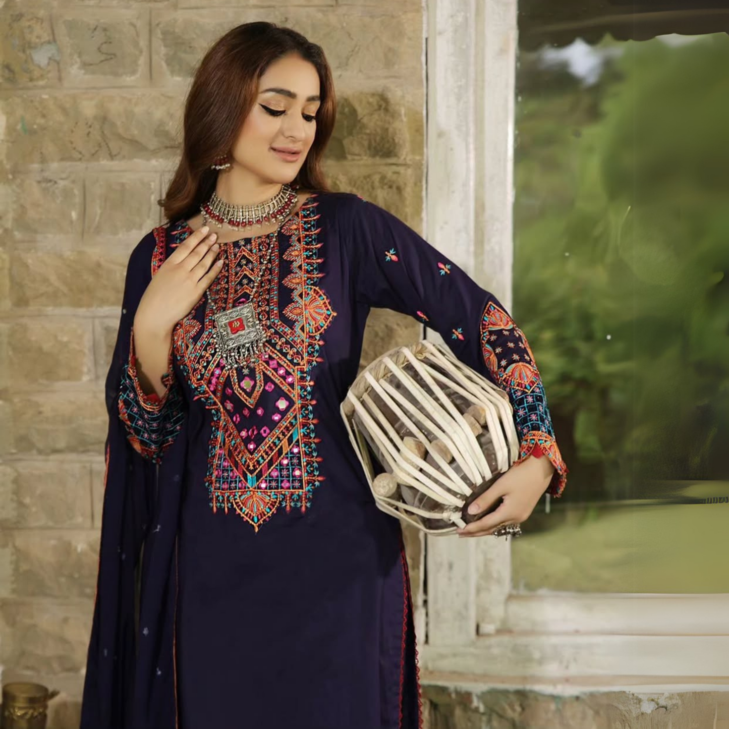 3 Pc Embroidered Linen Dress With Chiffon Dupatta | UMNAA