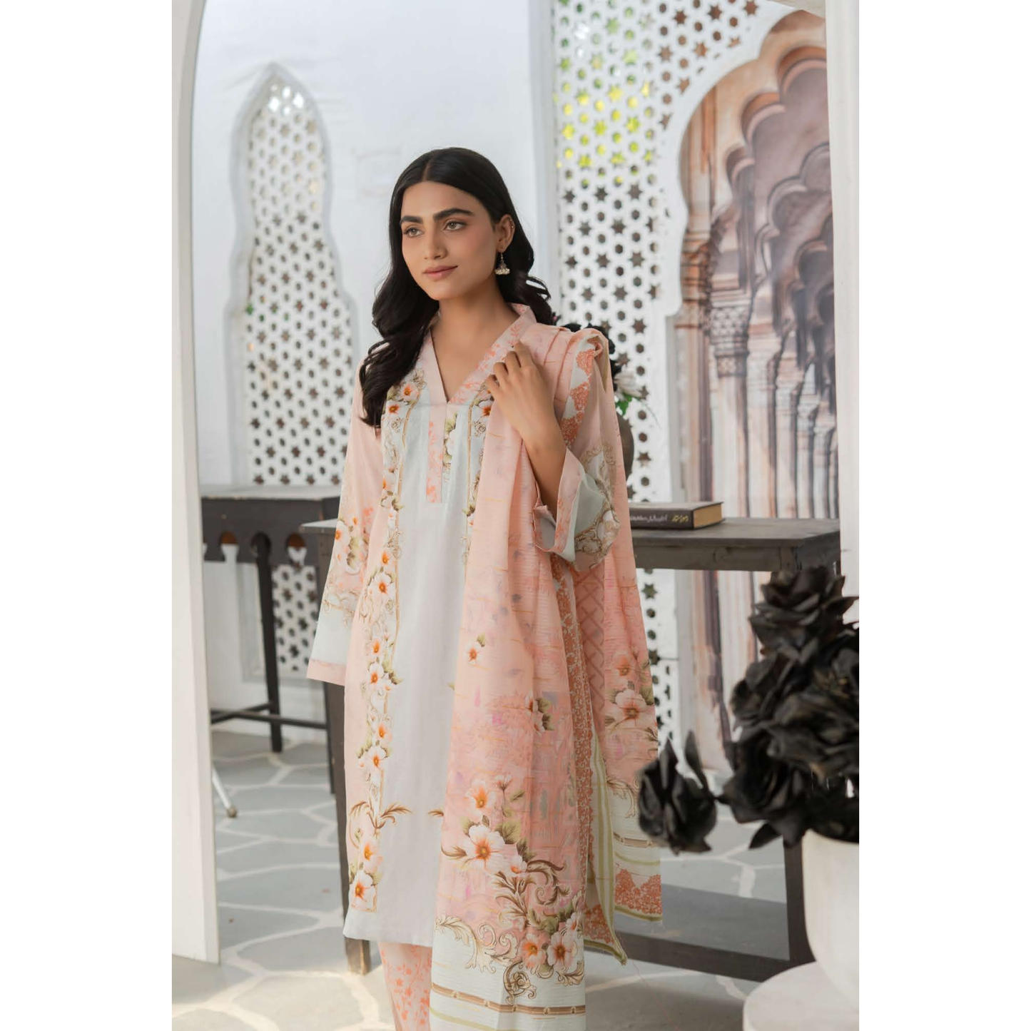 UMRZ-47 3 Pc Pakistani Printed Summer Lawn Collection by Rangz