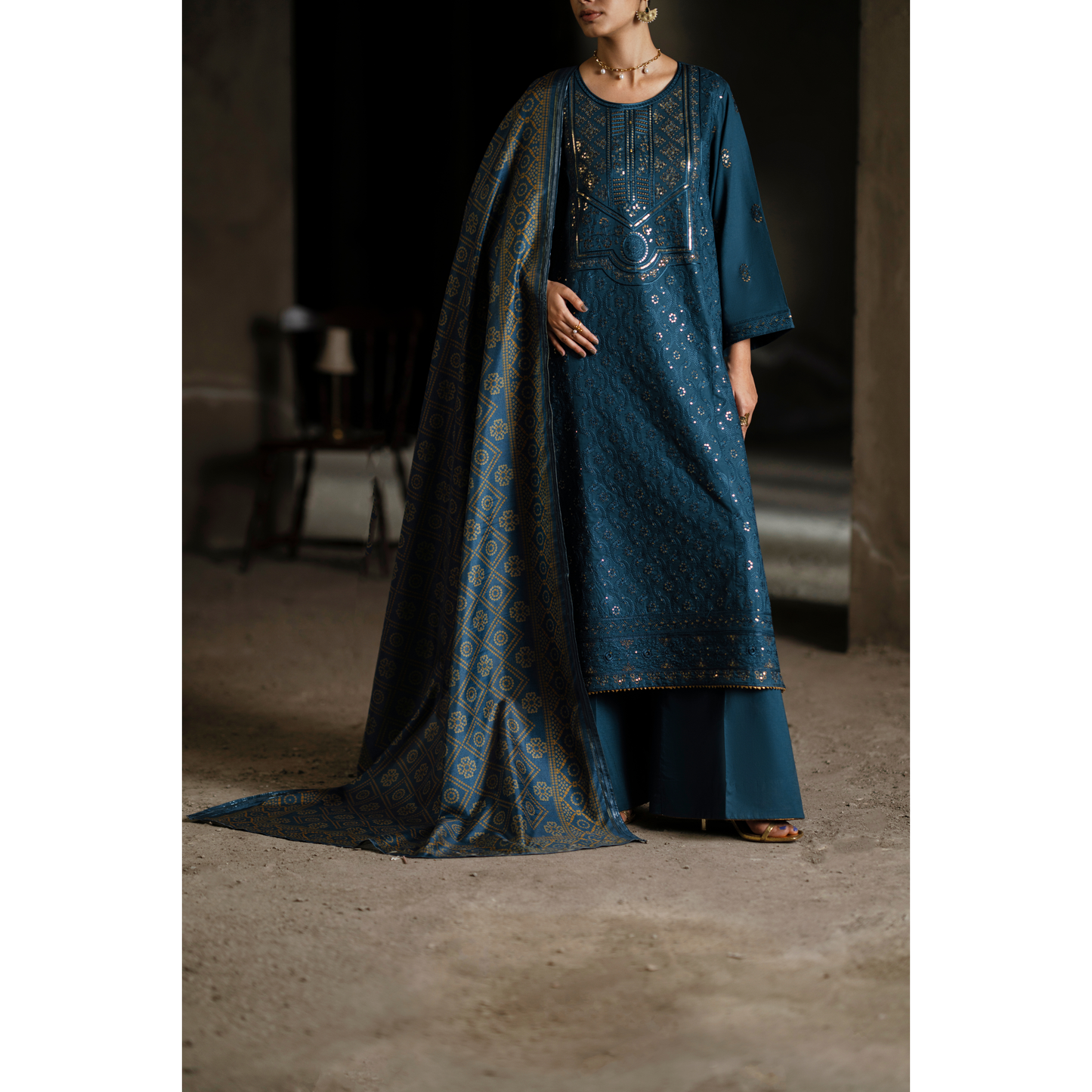 UCA-28 "Sham" Embroidered Silk Viscose Ready to Wear Collection by Casuallite