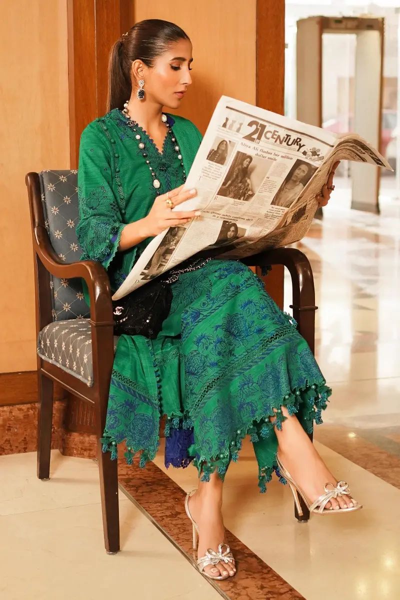 Muzlin By Sana Safinaz Stitched 3 Piece-Winter Collection