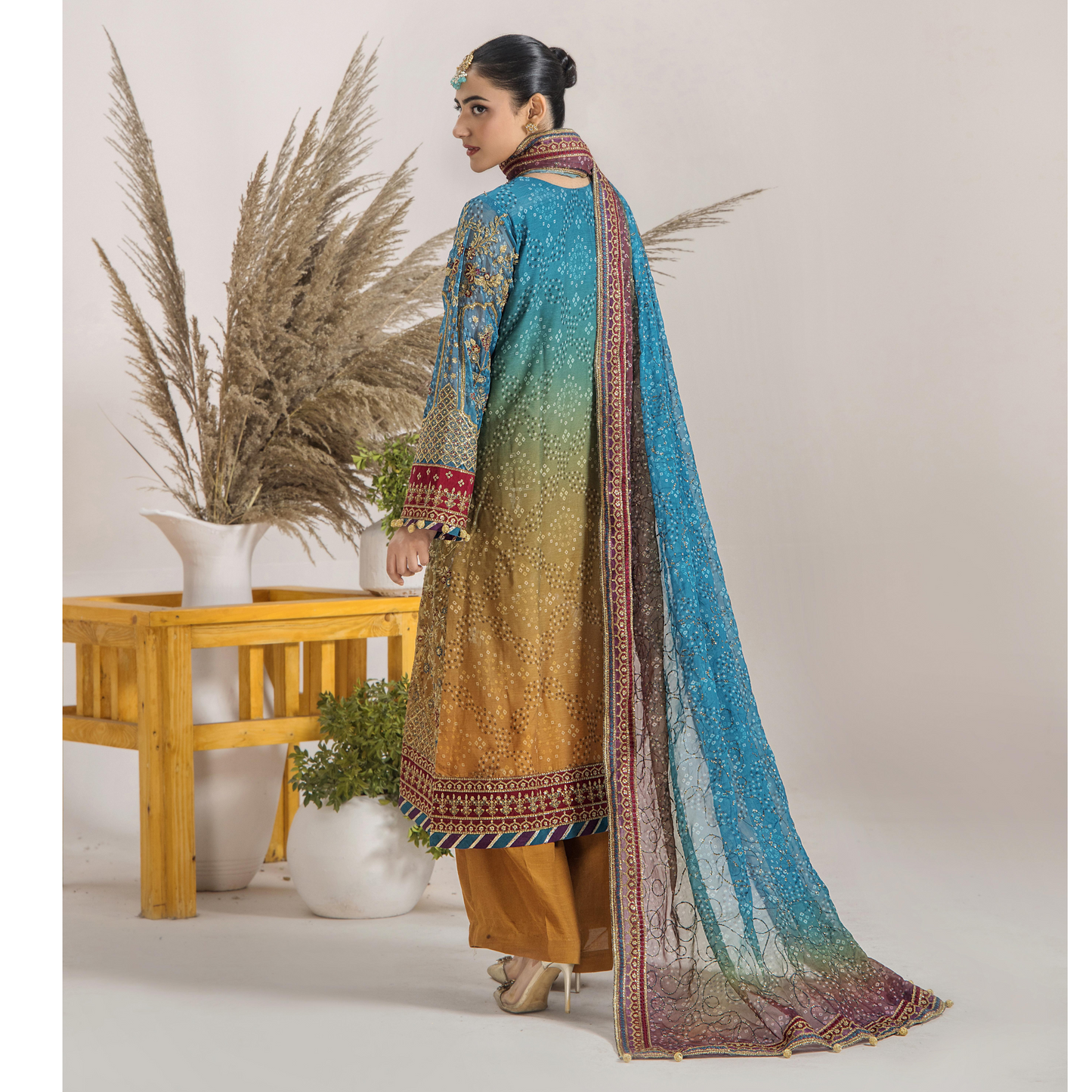 UTT-13 "INOVA" Luxury Chiffon Collection by Traditional Thread