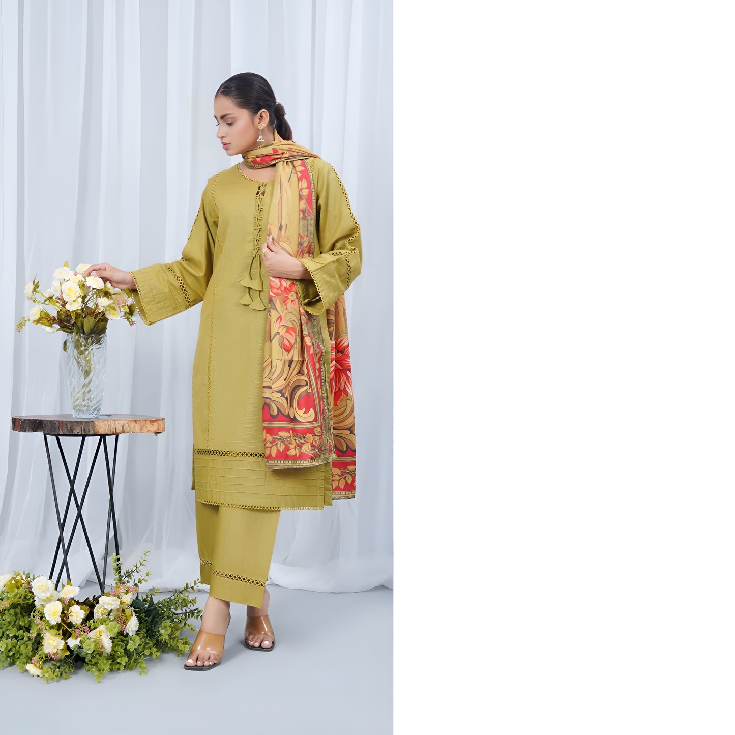 (Olive Green) Khaddar Dress with Shawl |3 Pc| Winter Collection | Hayats