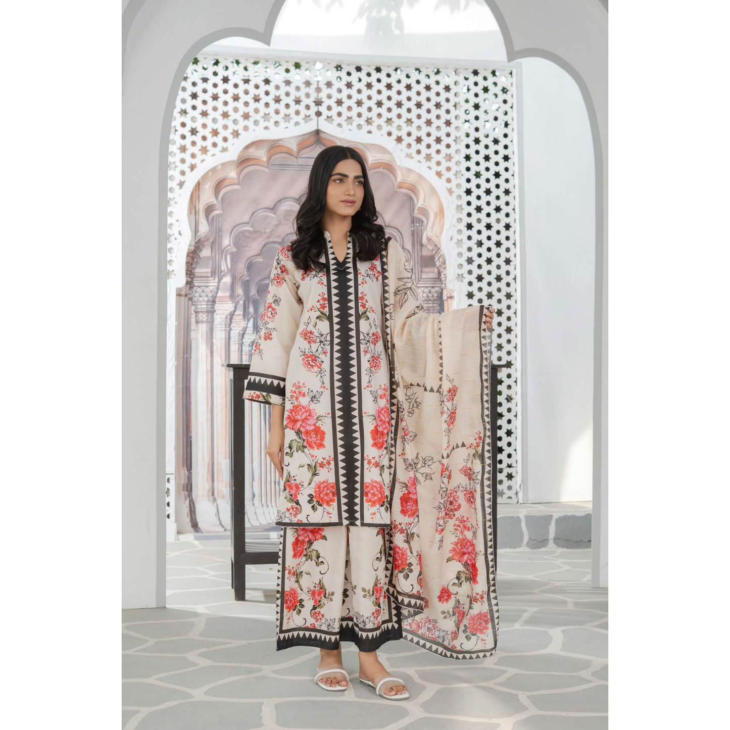UMRZ-46 3 Pc Pakistani Printed Summer Lawn Collection by Rangz