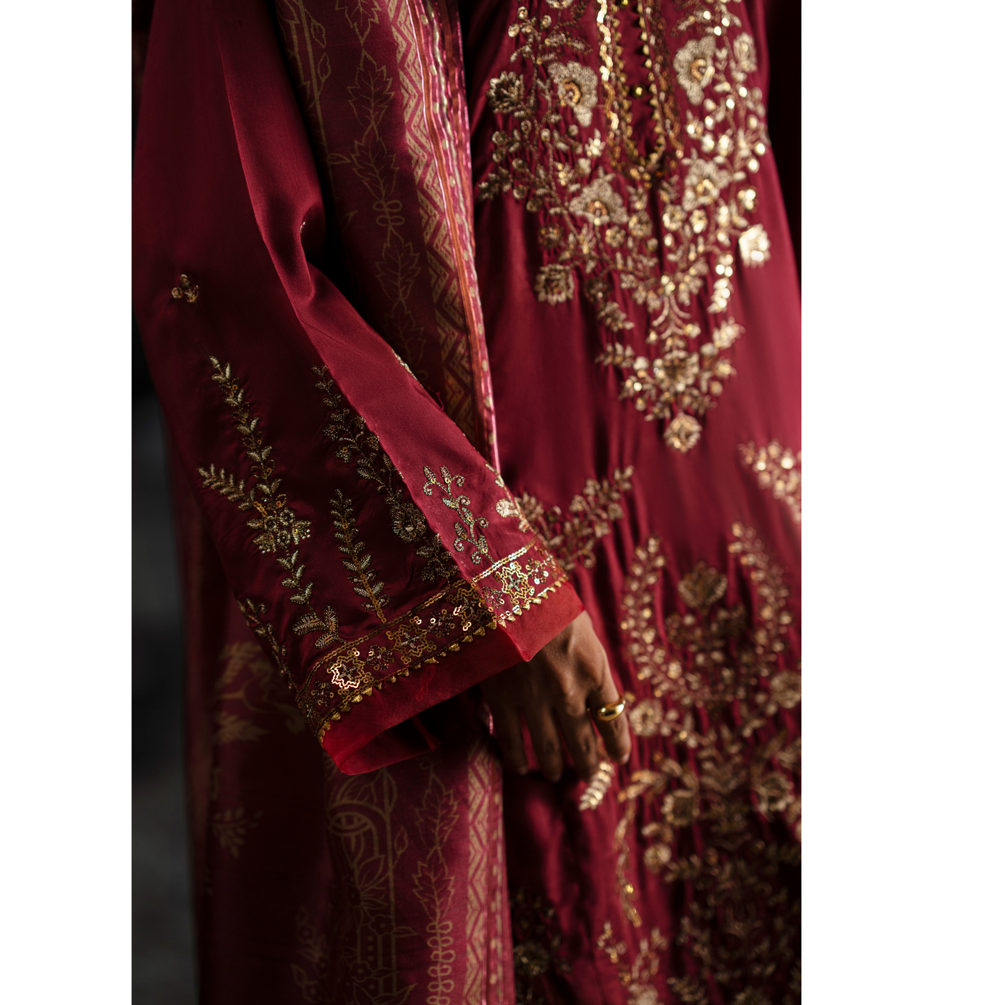 UCA-28 "Sham" Embroidered Silk Viscose Ready to Wear Collection by Casuallite