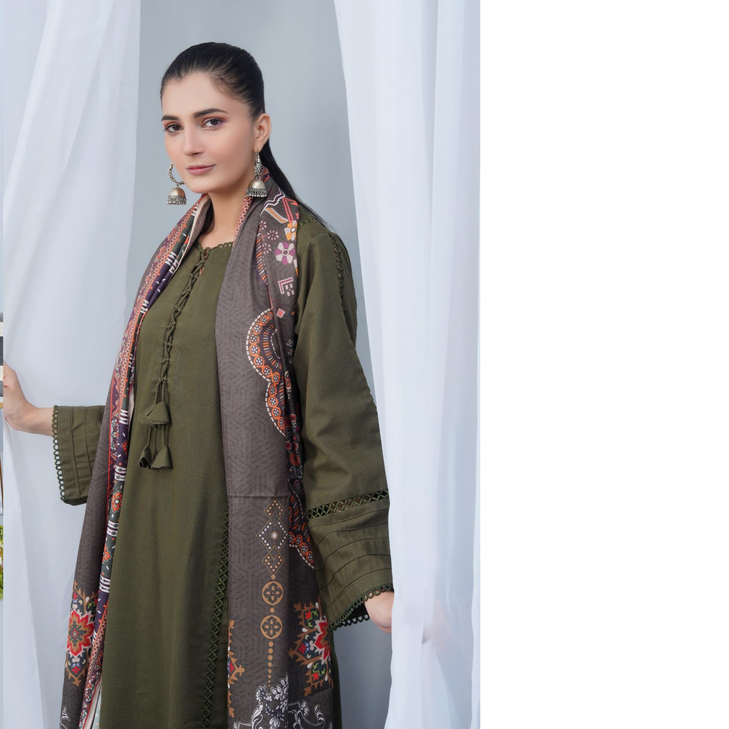 (Rifle Green) Khaddar Dress with Shawl |3 Pc| Winter Collection | Hayats