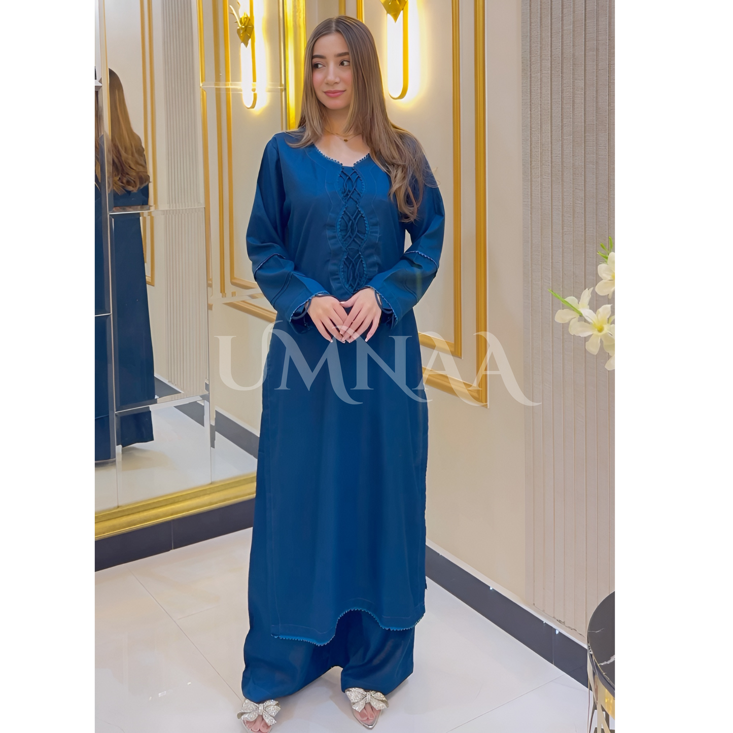 UA-32 Dhanak Dress Embroidered Velvet Shawl 3 Pc | Ready to wear | UMNAA