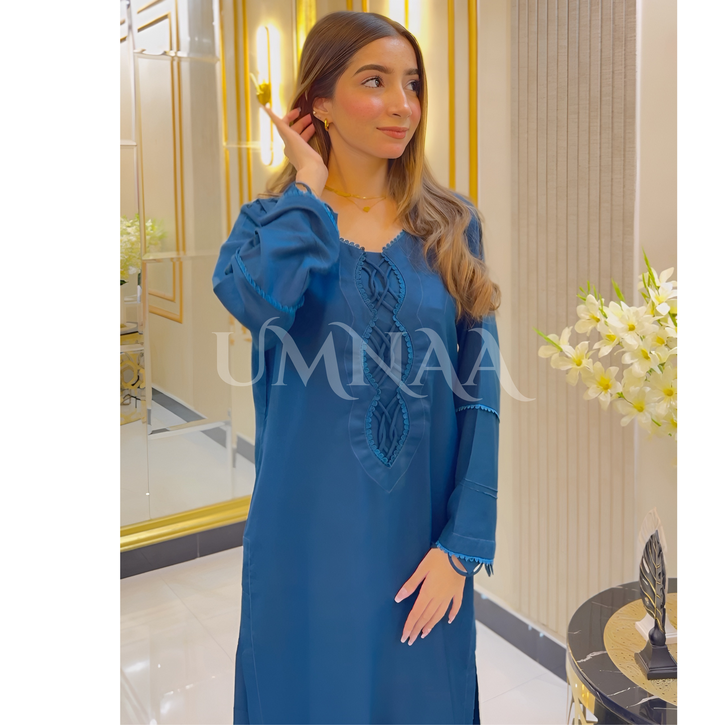 UA-32 Dhanak Dress Embroidered Velvet Shawl 3 Pc | Ready to wear | UMNAA