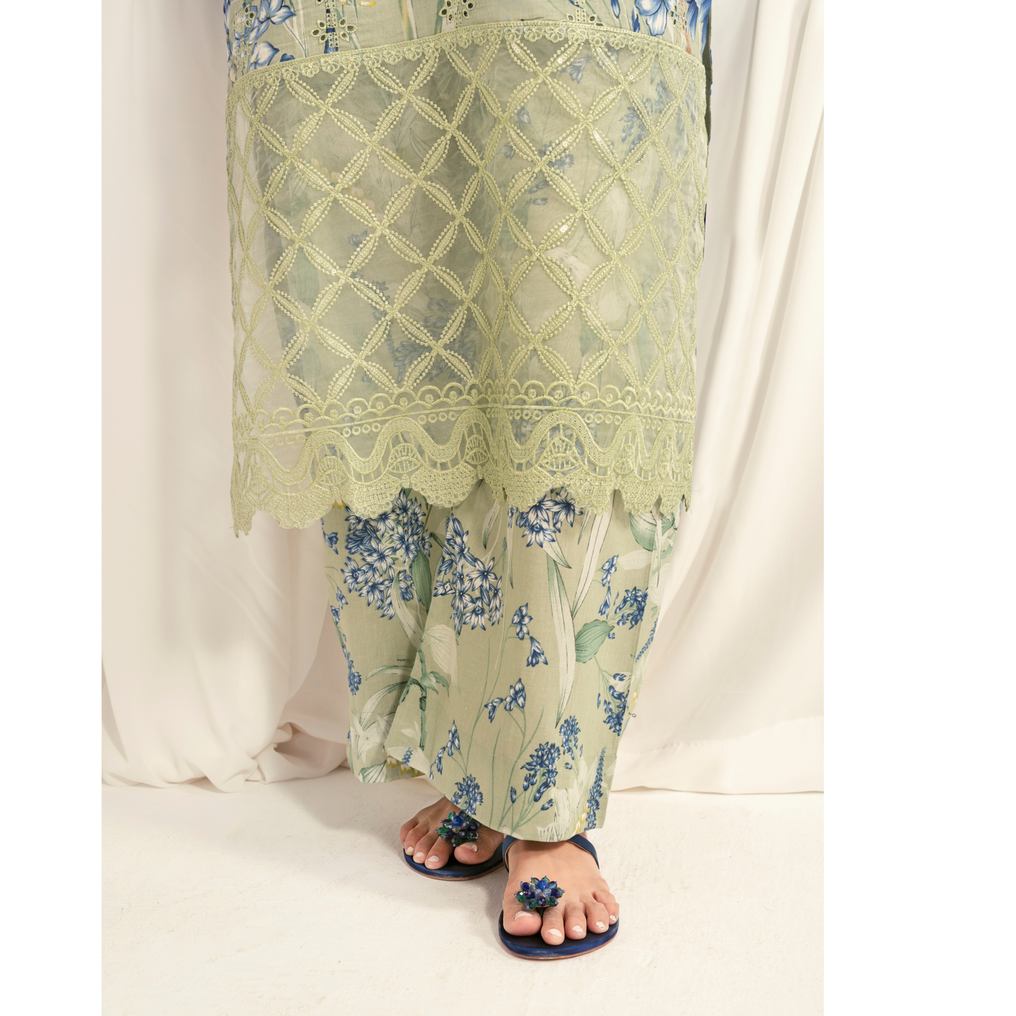 UA-94 3 Pc Embroidered Printed Summer Lawn | Ready to Wear | Umnaa