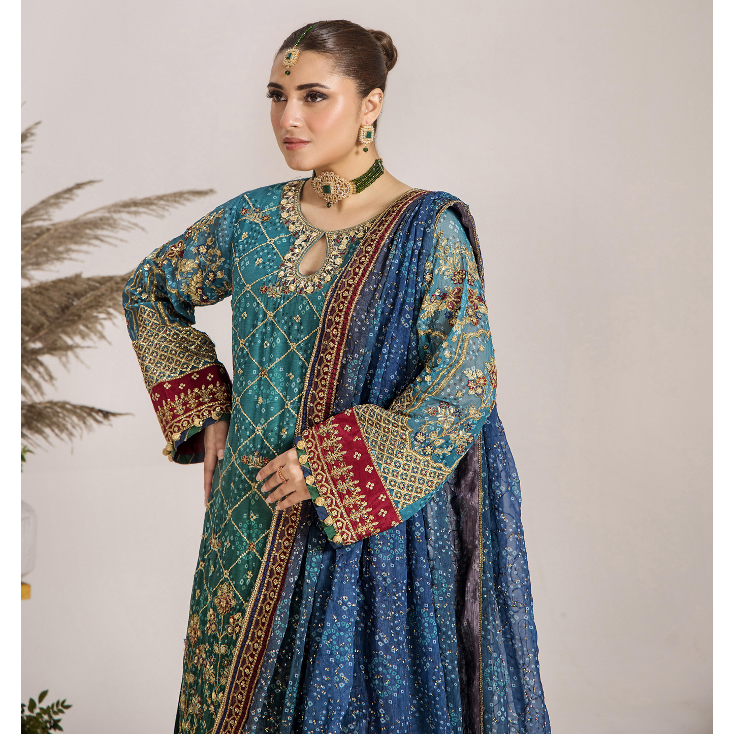 UTT-13 "INOVA" Luxury Chiffon Collection by Traditional Thread