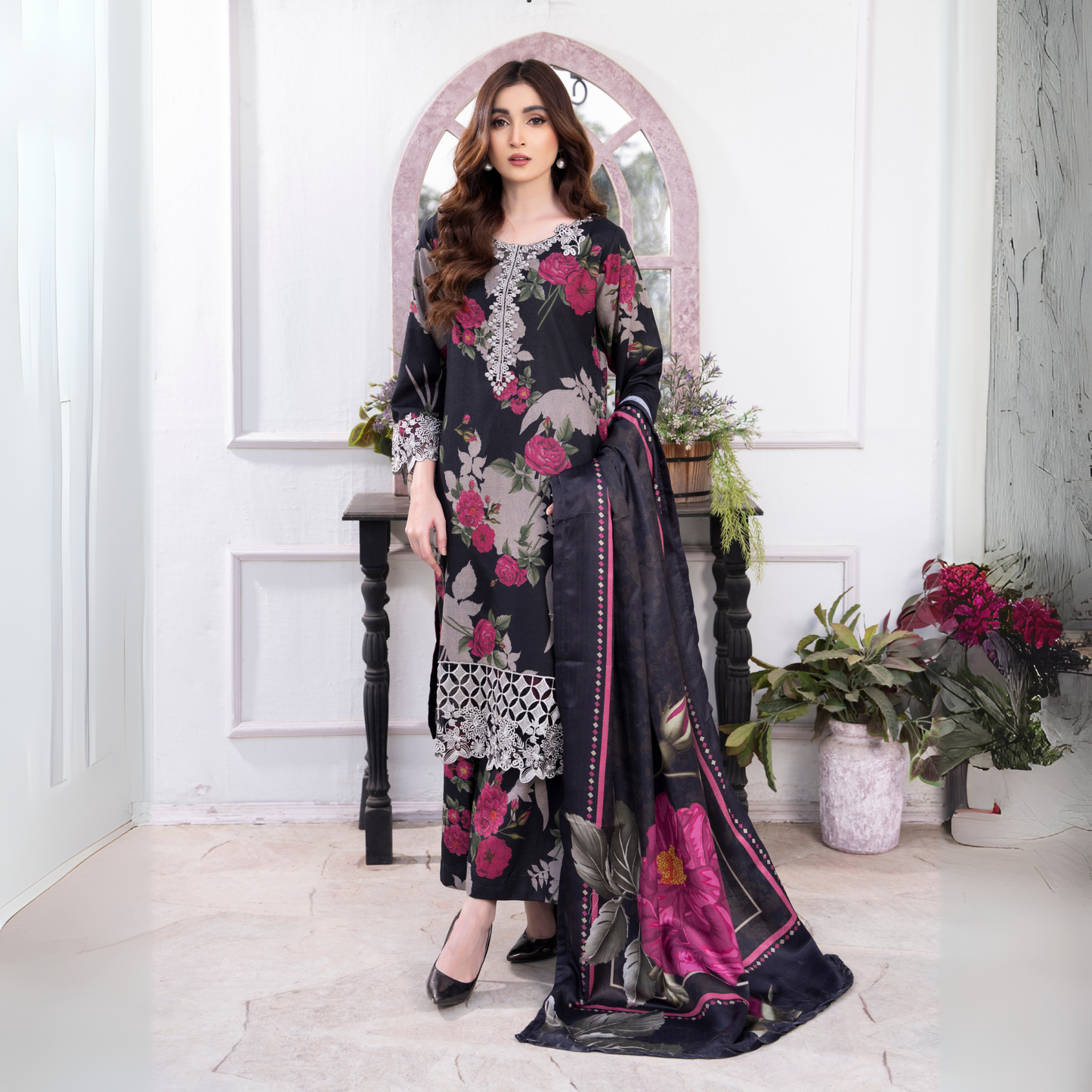 3 Pc Embroidered Printed Dress with Dhanak Wool Shawl | Winter Collection | Raniya.h | UMRAH0503