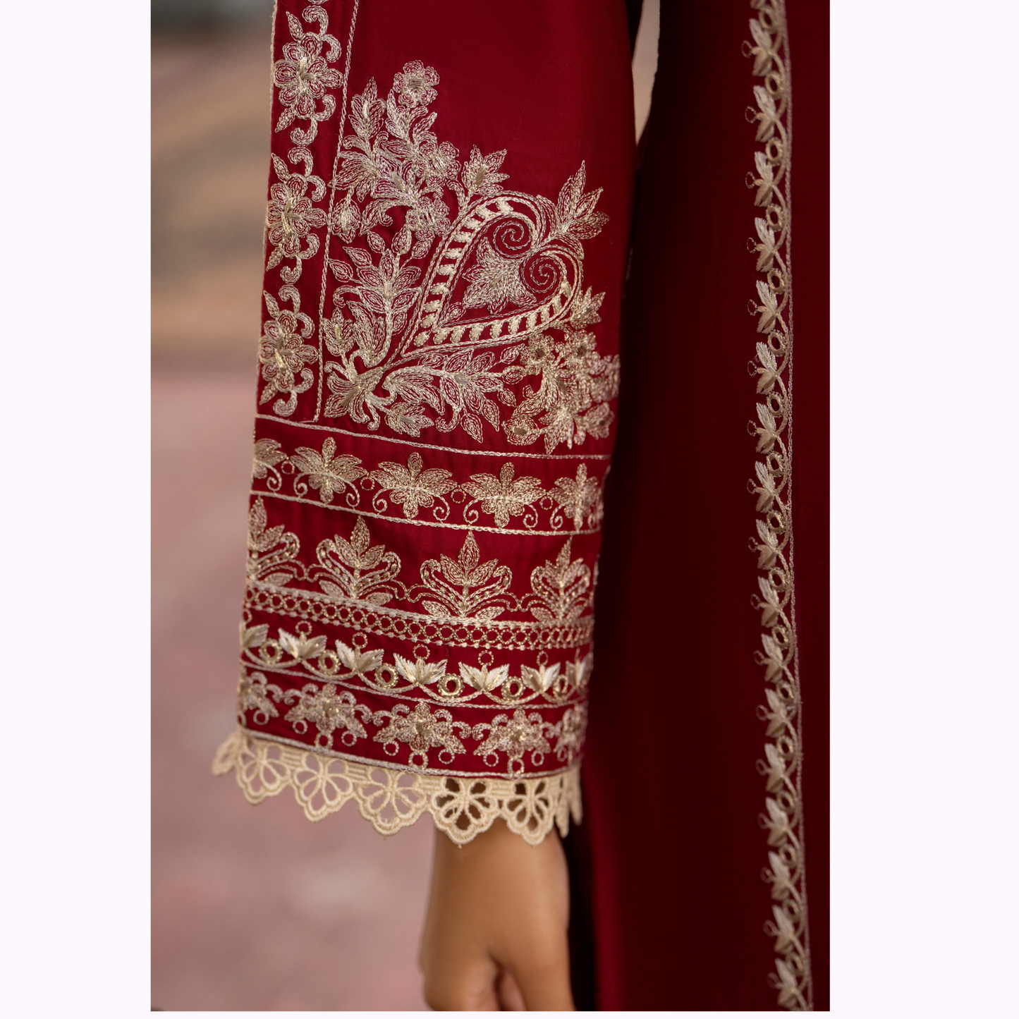 UKC-28 Embroidered Cambric Cotton Ready to Wear 3 Pc - Karma Collection