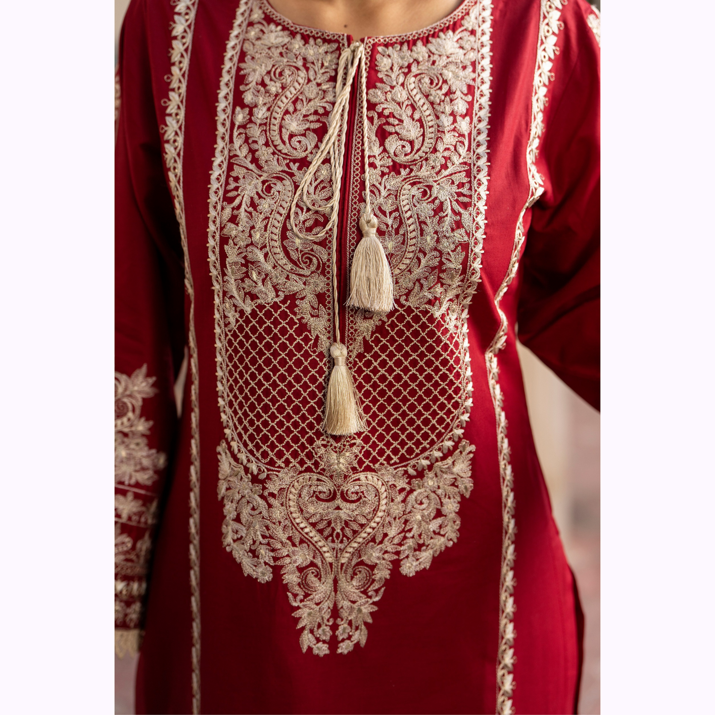 UKC-28 Embroidered Cambric Cotton Ready to Wear 3 Pc - Karma Collection