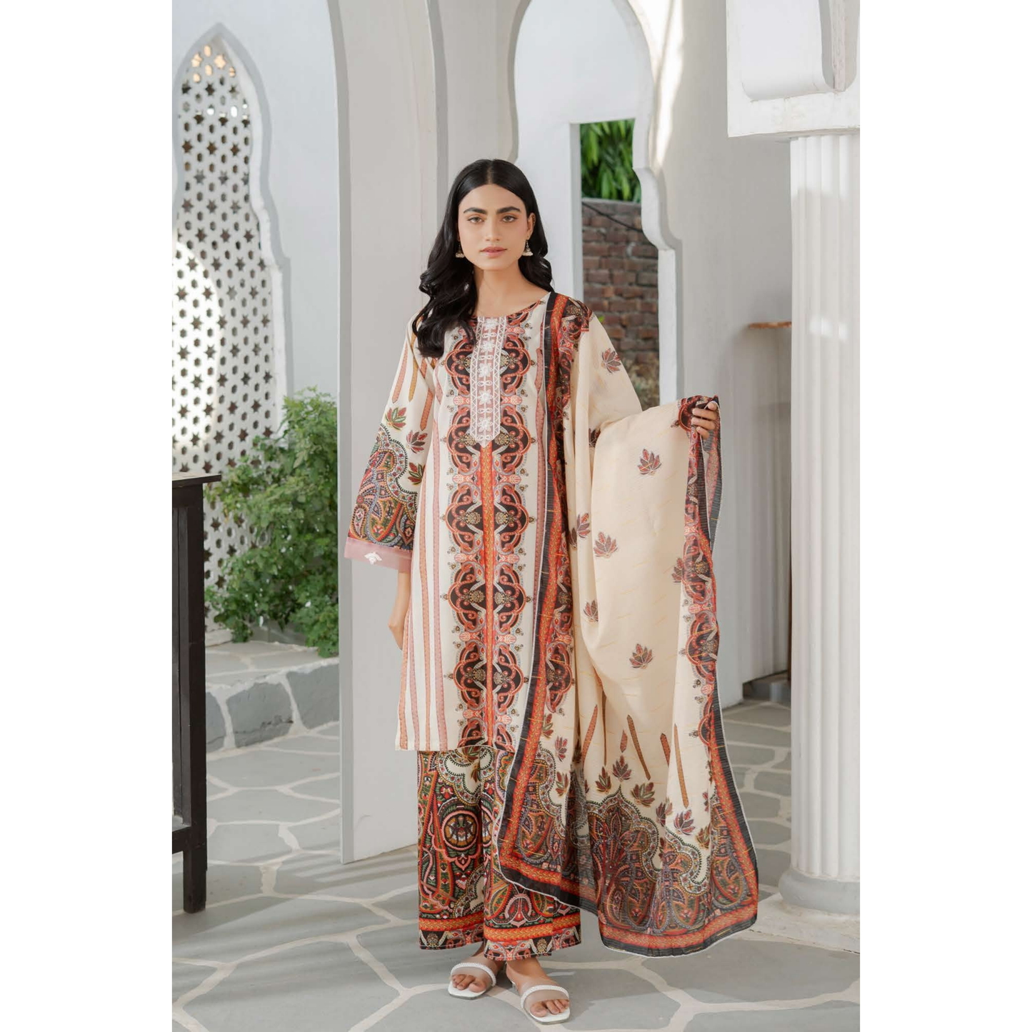 UMRZ-47 3 Pc Pakistani Printed Summer Lawn Collection by Rangz