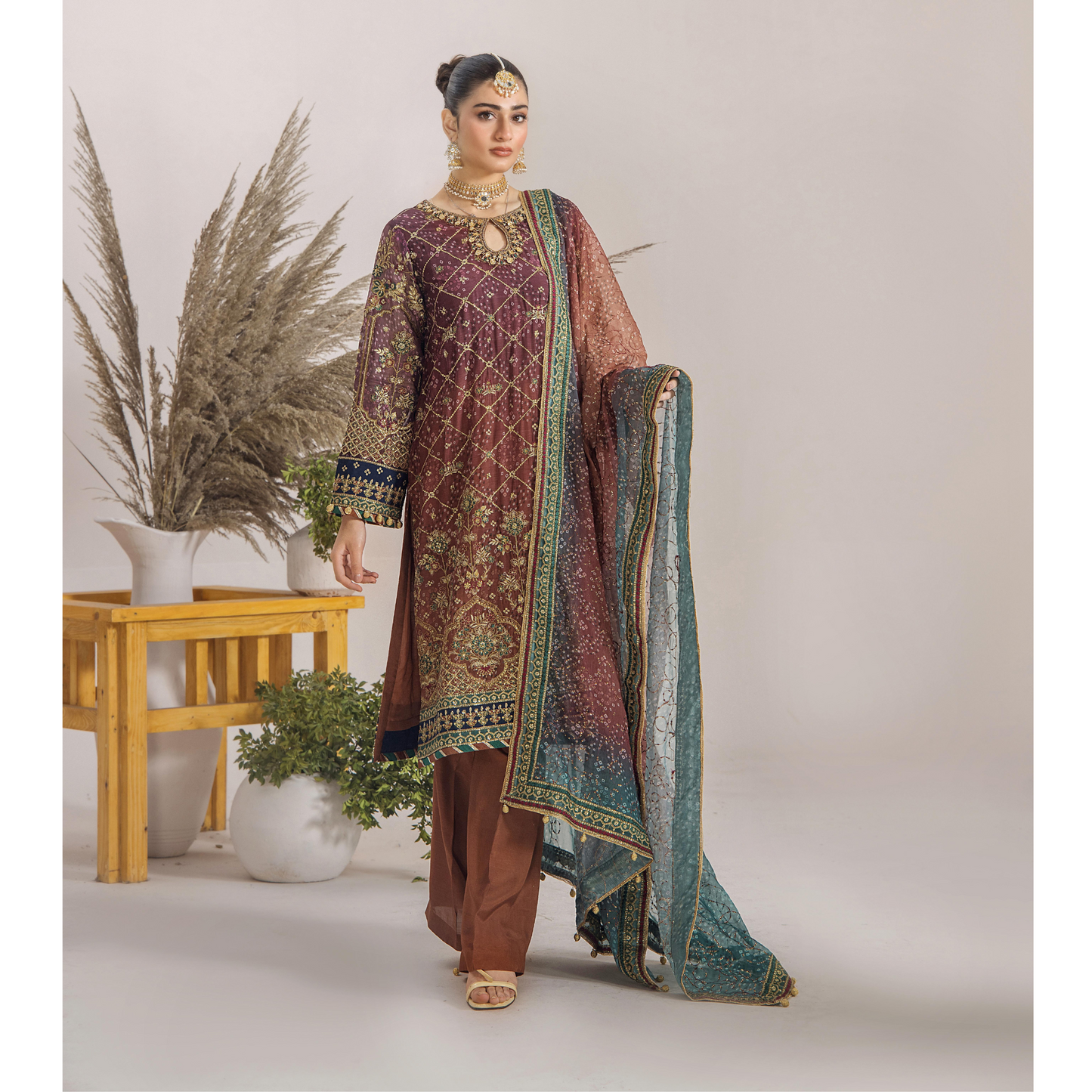 UTT-13 "INOVA" Luxury Chiffon Collection by Traditional Thread