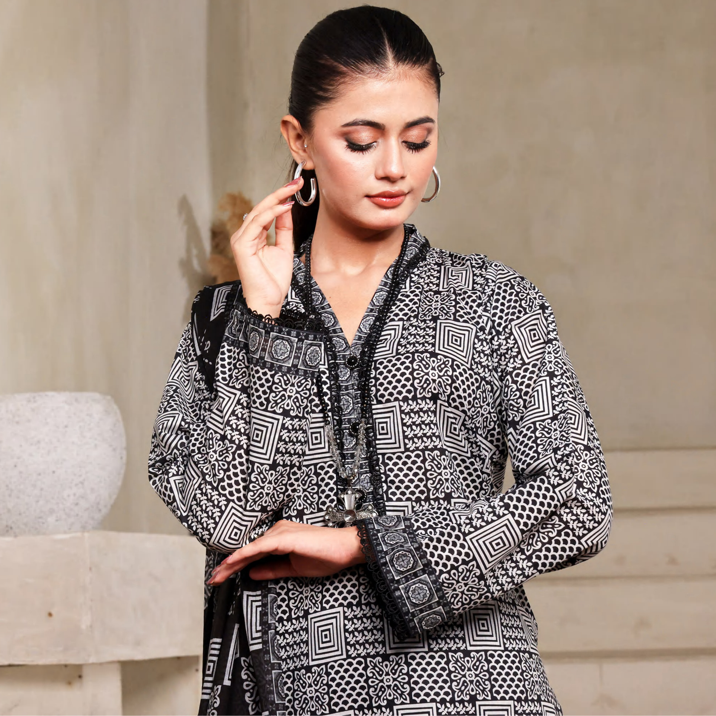 3 Pc Printed Lawn Monochrome Collection - Saphron