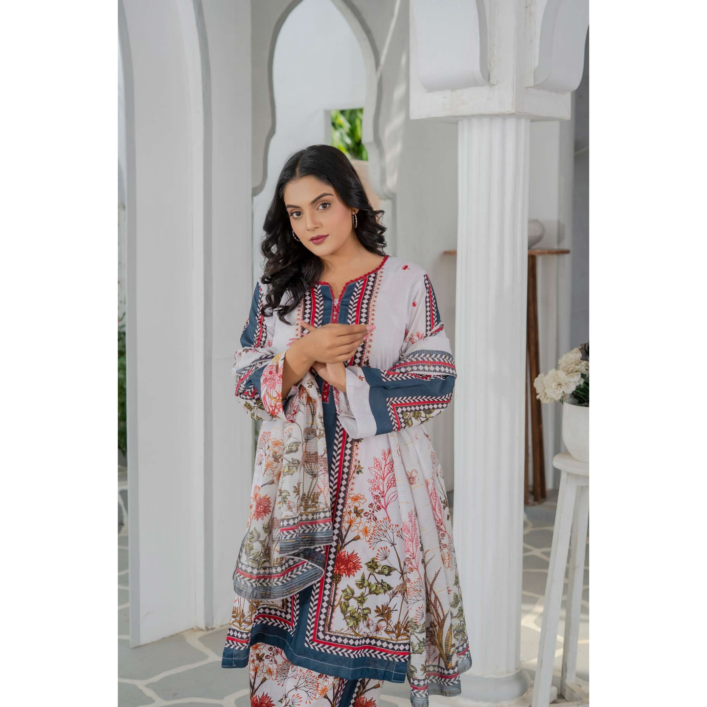 UMRZ-46 3 Pc Pakistani Printed Summer Lawn Collection by Rangz