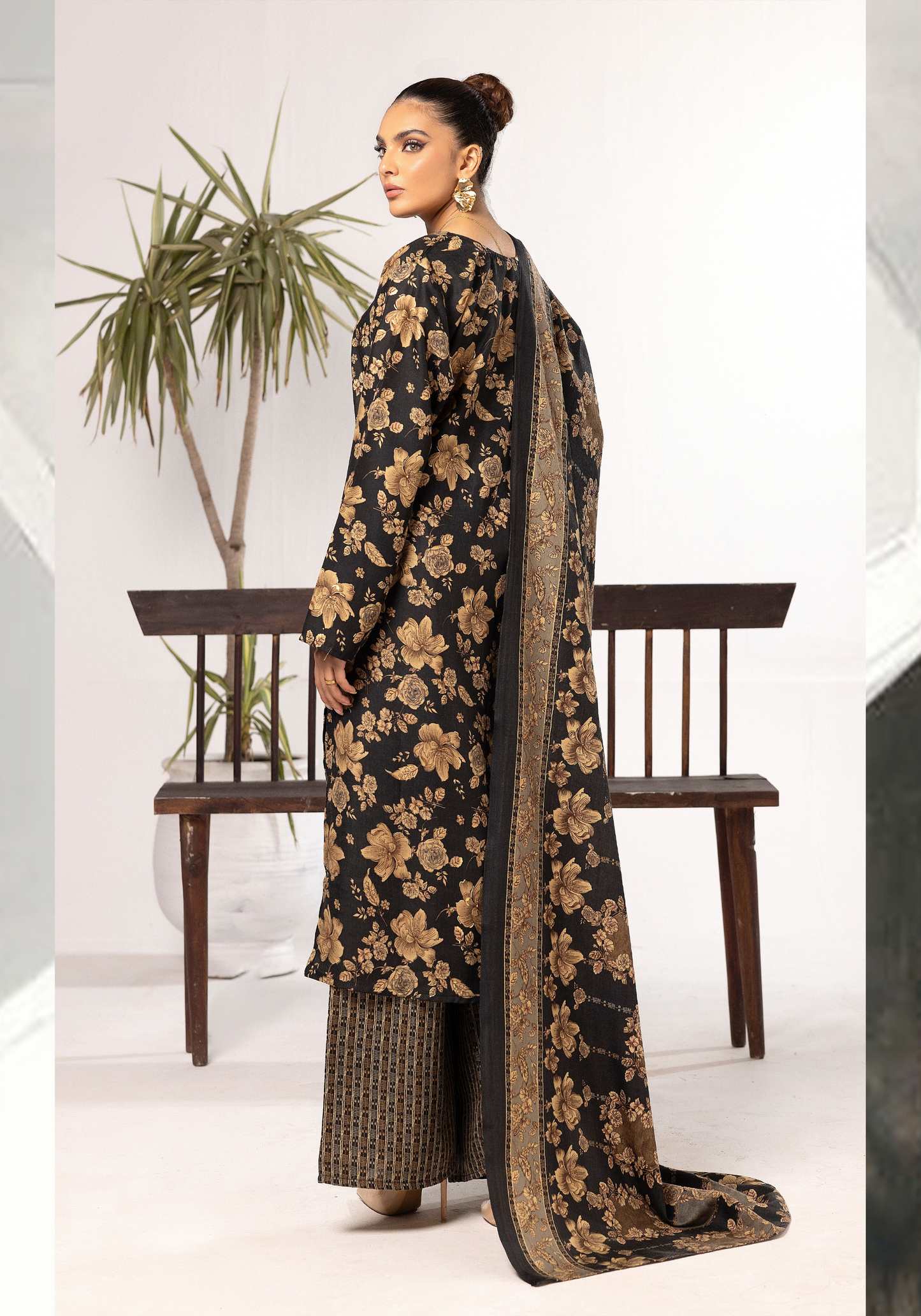 Black | Printed Linen Shalwar Kameez & Dupatta | 3 Pc | Ready-to-wear | Simrans