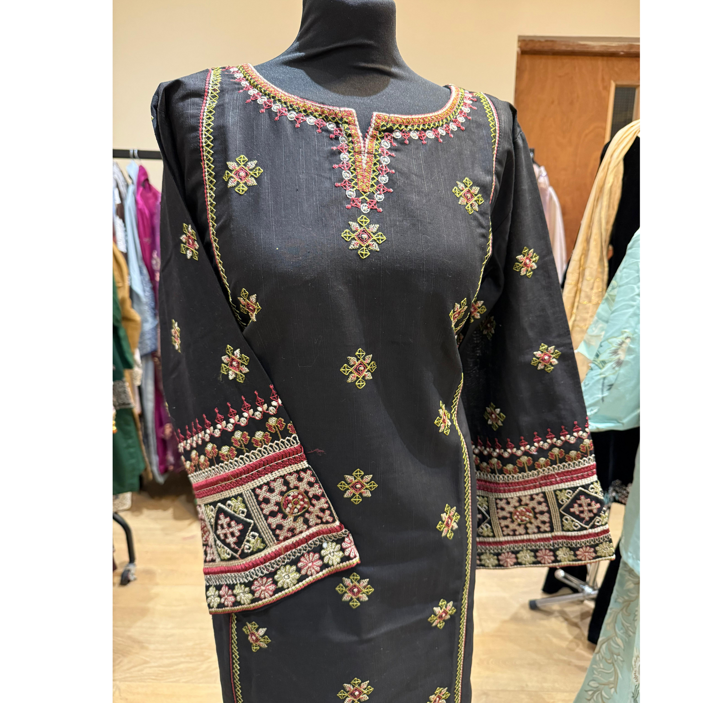 2 Pc Embroidered Khaddar Co-Ord Set | Ready to wear| Hayats