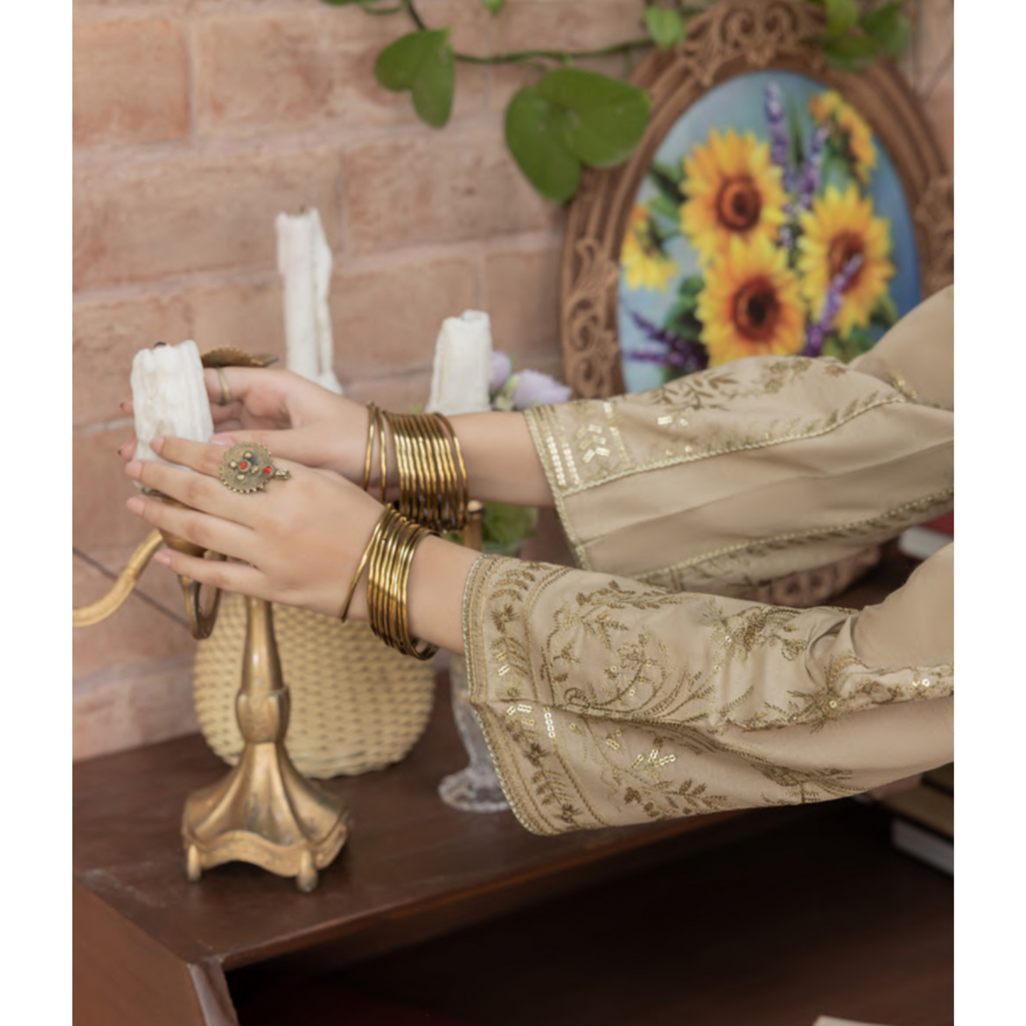 (Ivory) Embroidered Linen 3 Pc Ready to Wear by Casuallite