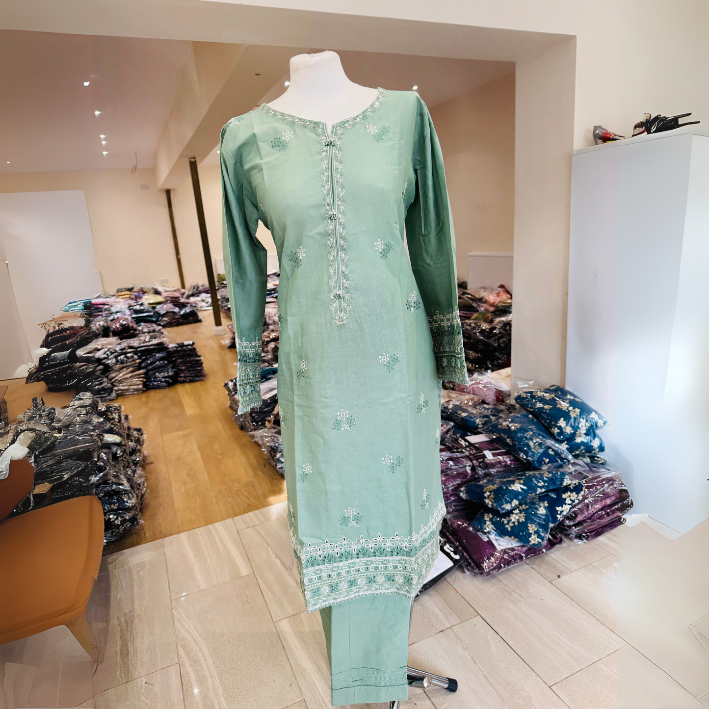 2 Pc Embroidered Khaddar Co-Ord Set | Ready to wear| Hayats