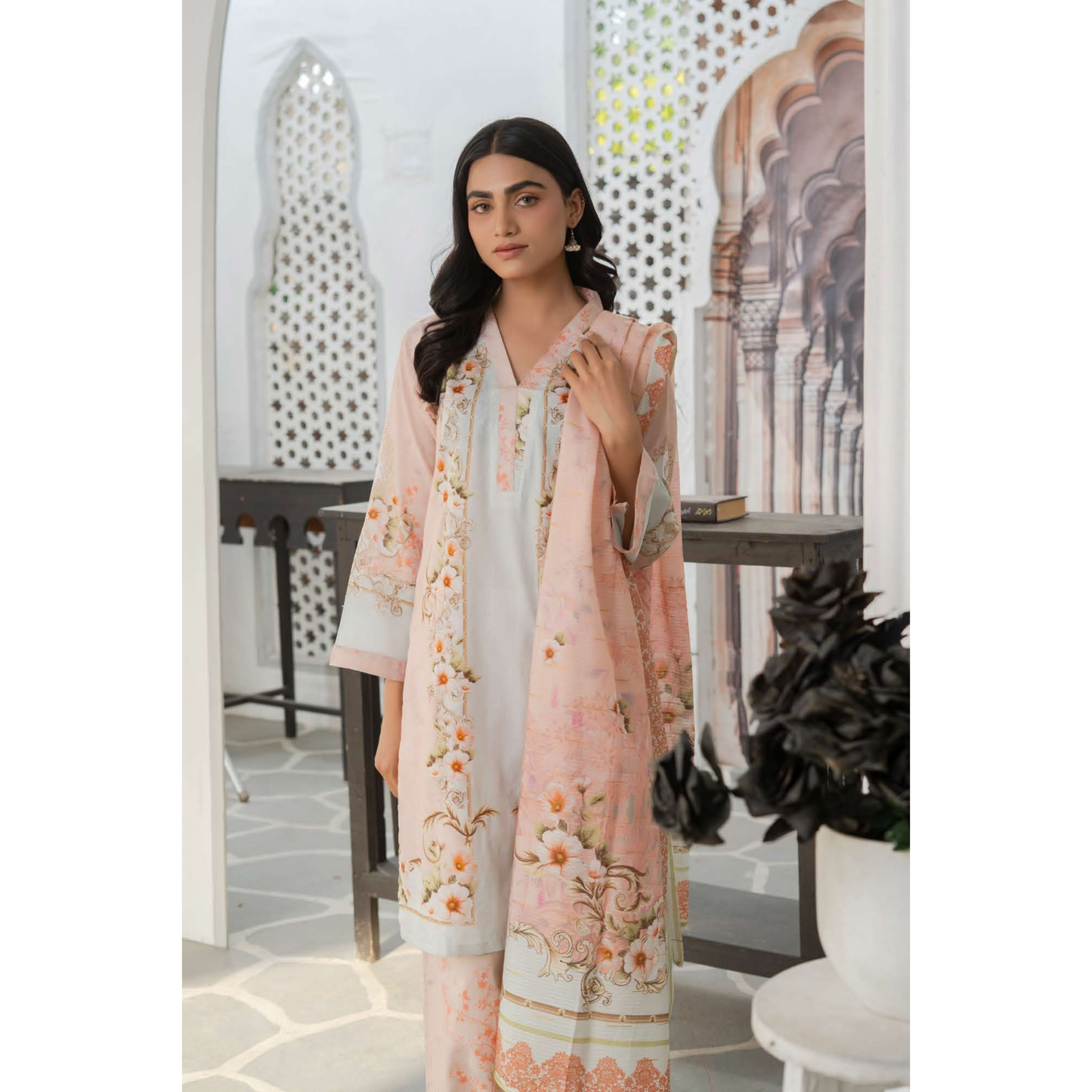 UMRZ-47 3 Pc Pakistani Printed Summer Lawn Collection by Rangz