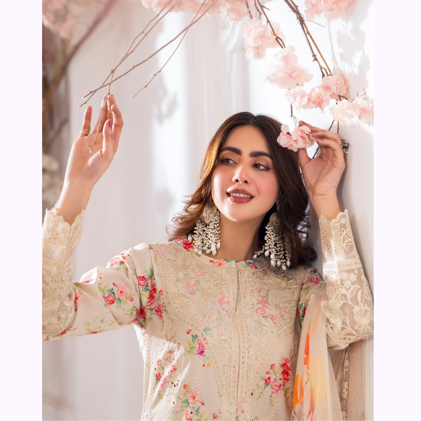 3 Pc Printed Floral Embroidered Trendy farshi Shalwar Collection karma collection