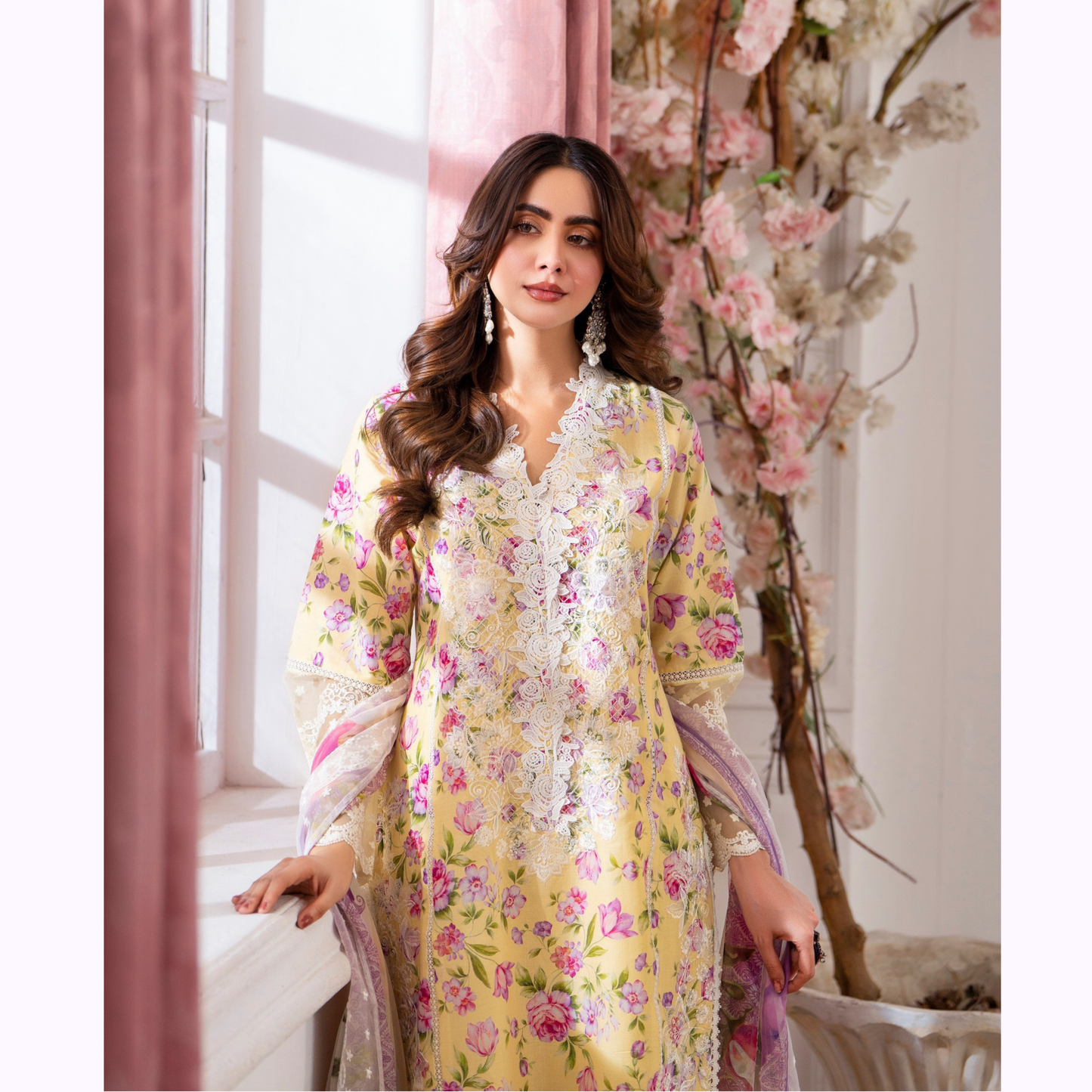 3 Pc Printed Floral Embroidered Trendy farshi Shalwar Collection karma collection