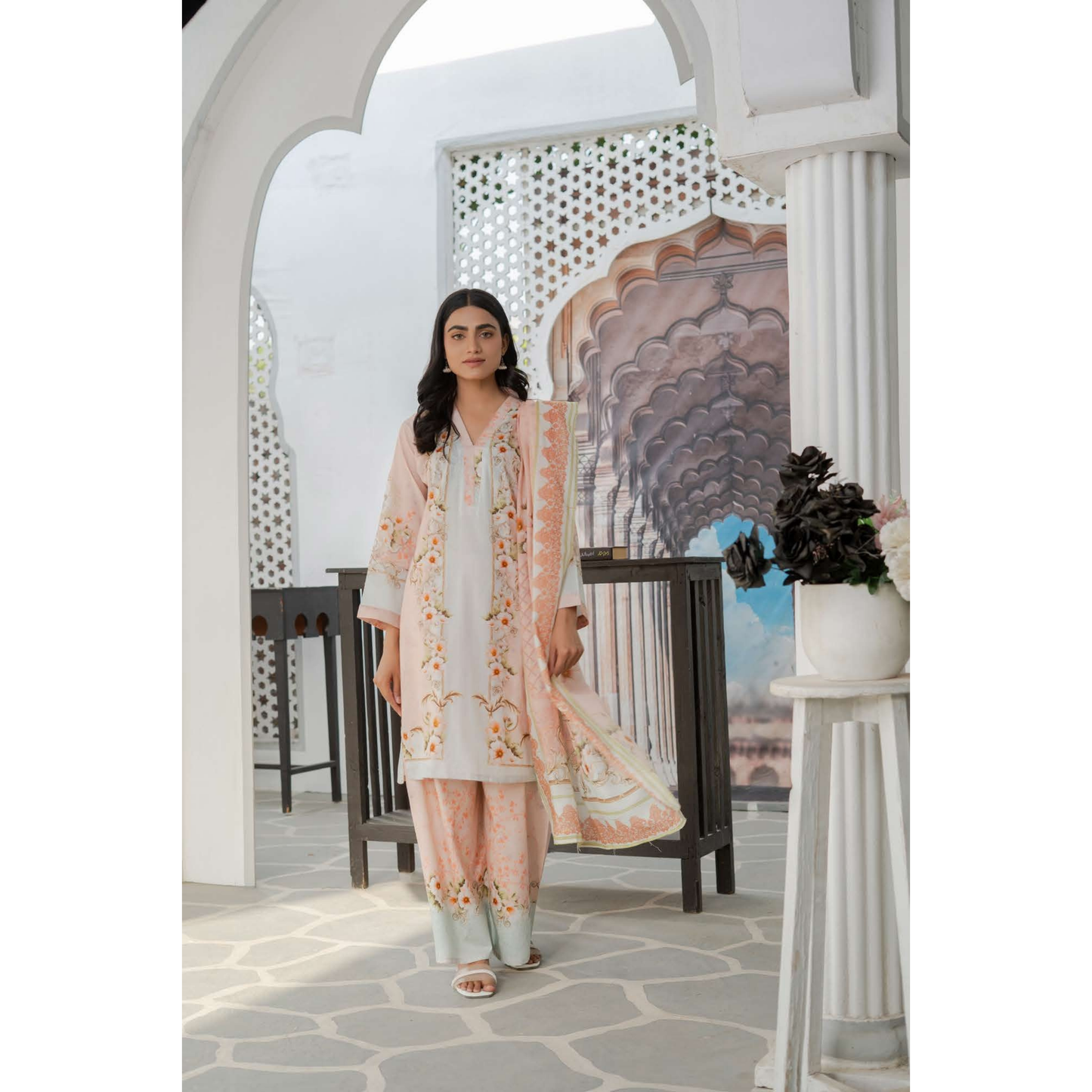 UMRZ-47 3 Pc Pakistani Printed Summer Lawn Collection by Rangz