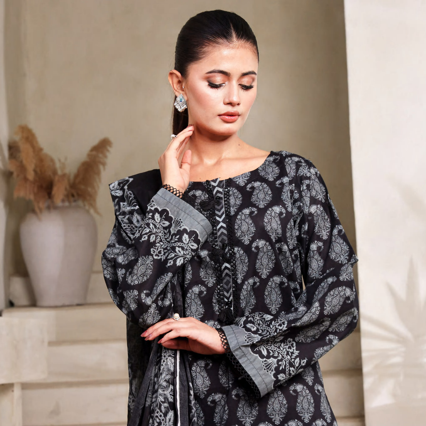 3 Pc Printed Lawn Monochrome Collection - Saphron
