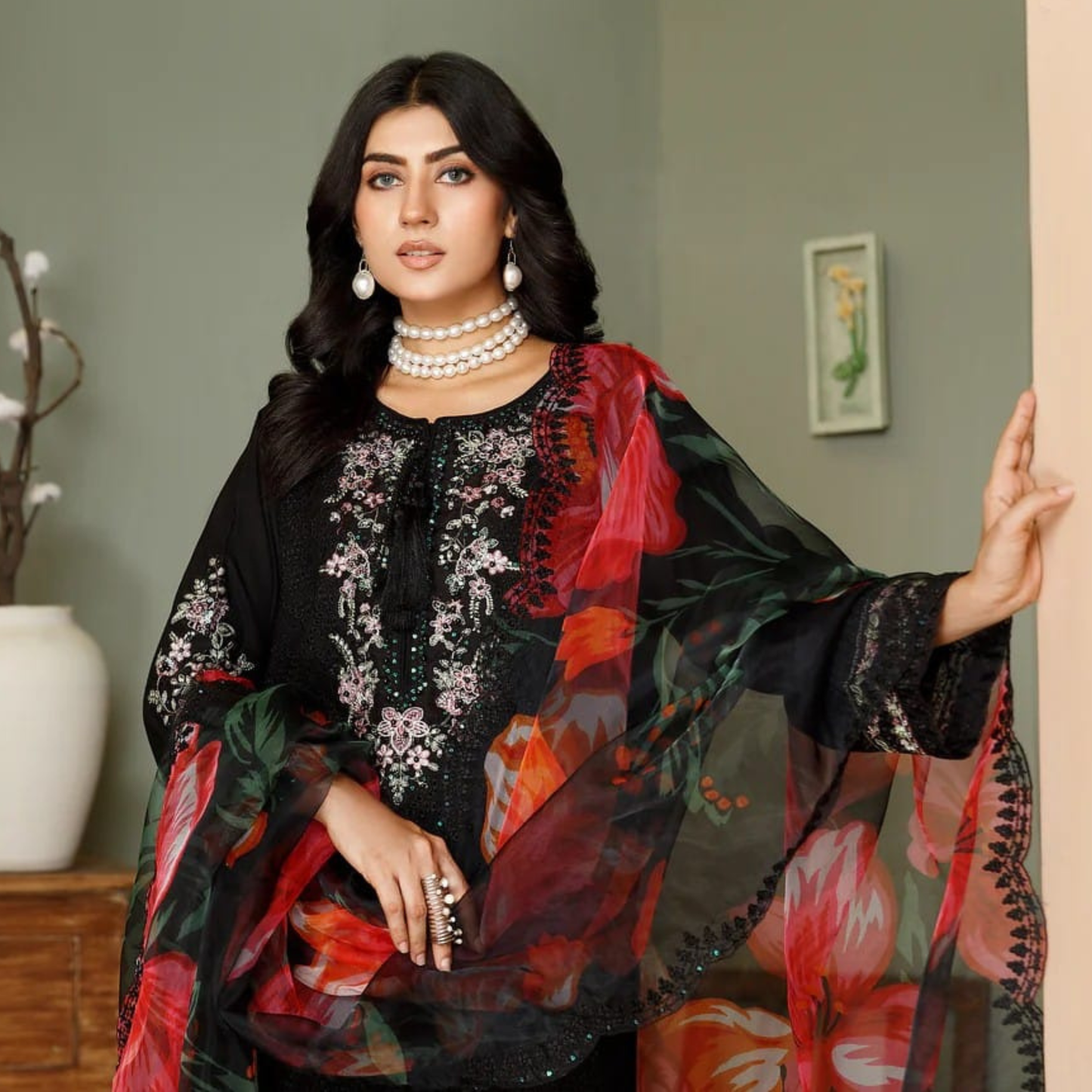 UA-134 Dhanak Chikenkari Embroidered Dhanak Asian dress 3 Pc | Ready to Wear | Umnaa