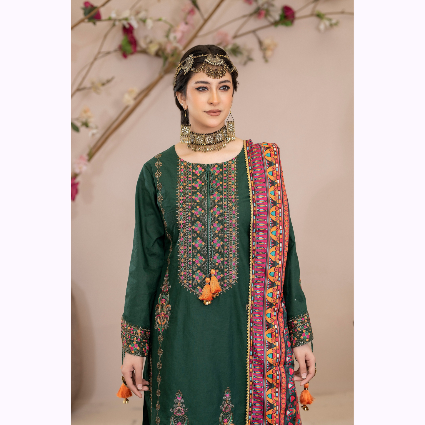 UKC-31 Embroidered Cambric Cotton Dress Ready to Wear 3 Pc - Karma Collection