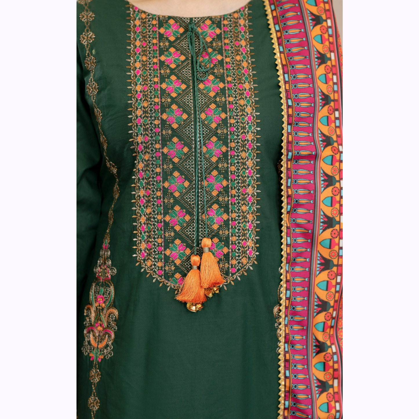 UKC-31 Embroidered Cambric Cotton Dress Ready to Wear 3 Pc - Karma Collection