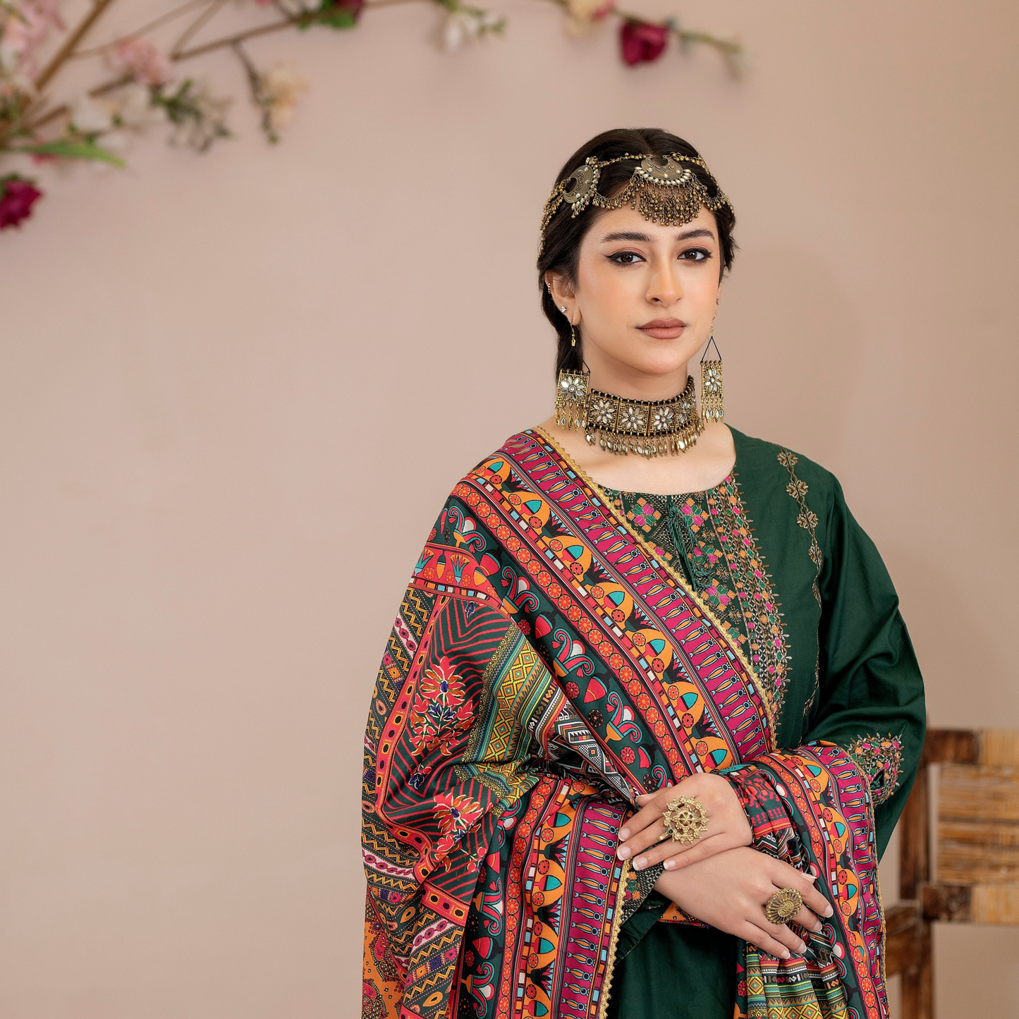 UKC-31 Embroidered Cambric Cotton Dress Ready to Wear 3 Pc - Karma Collection