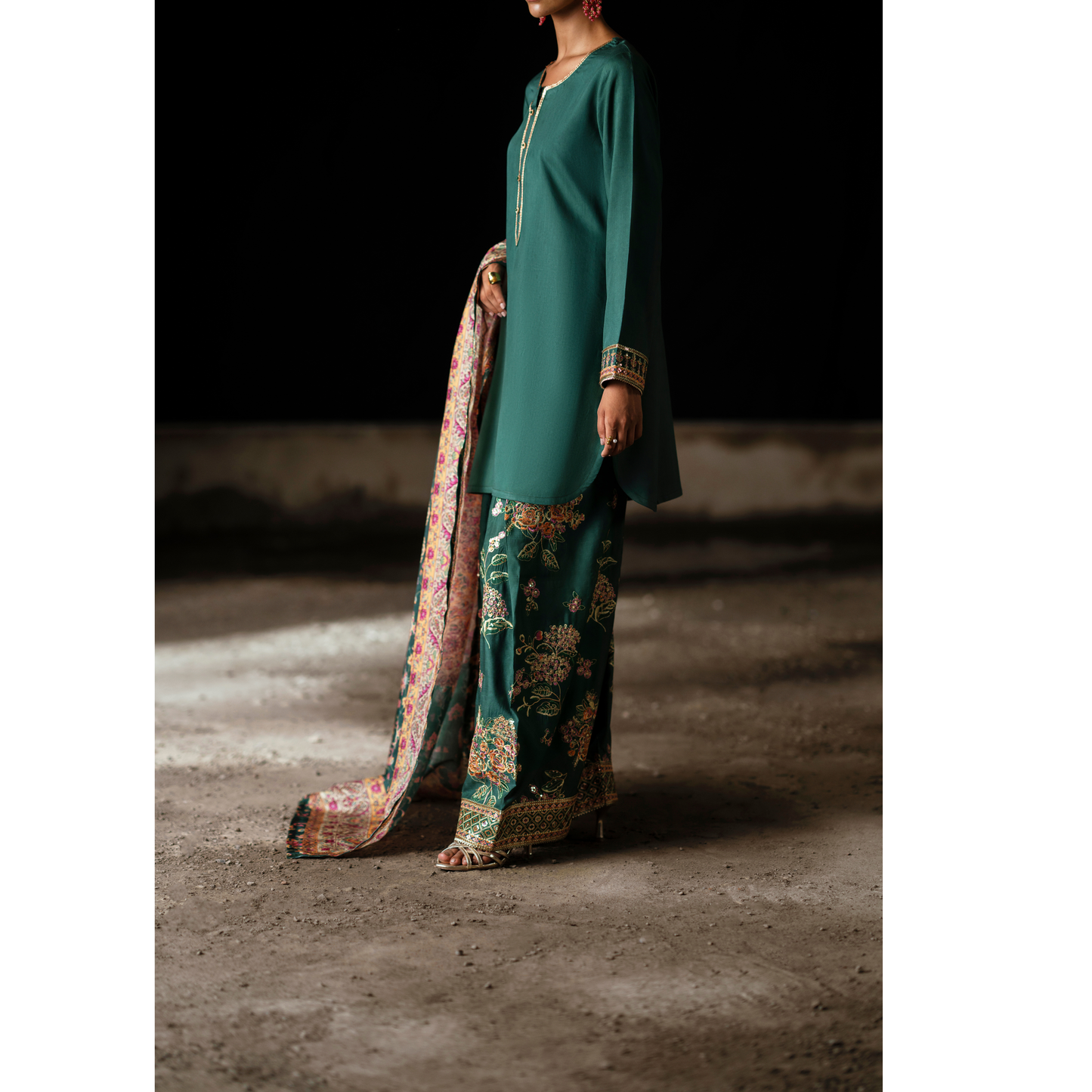 UCA-28 "Sham" Embroidered Silk Viscose Ready to Wear Collection by Casuallite