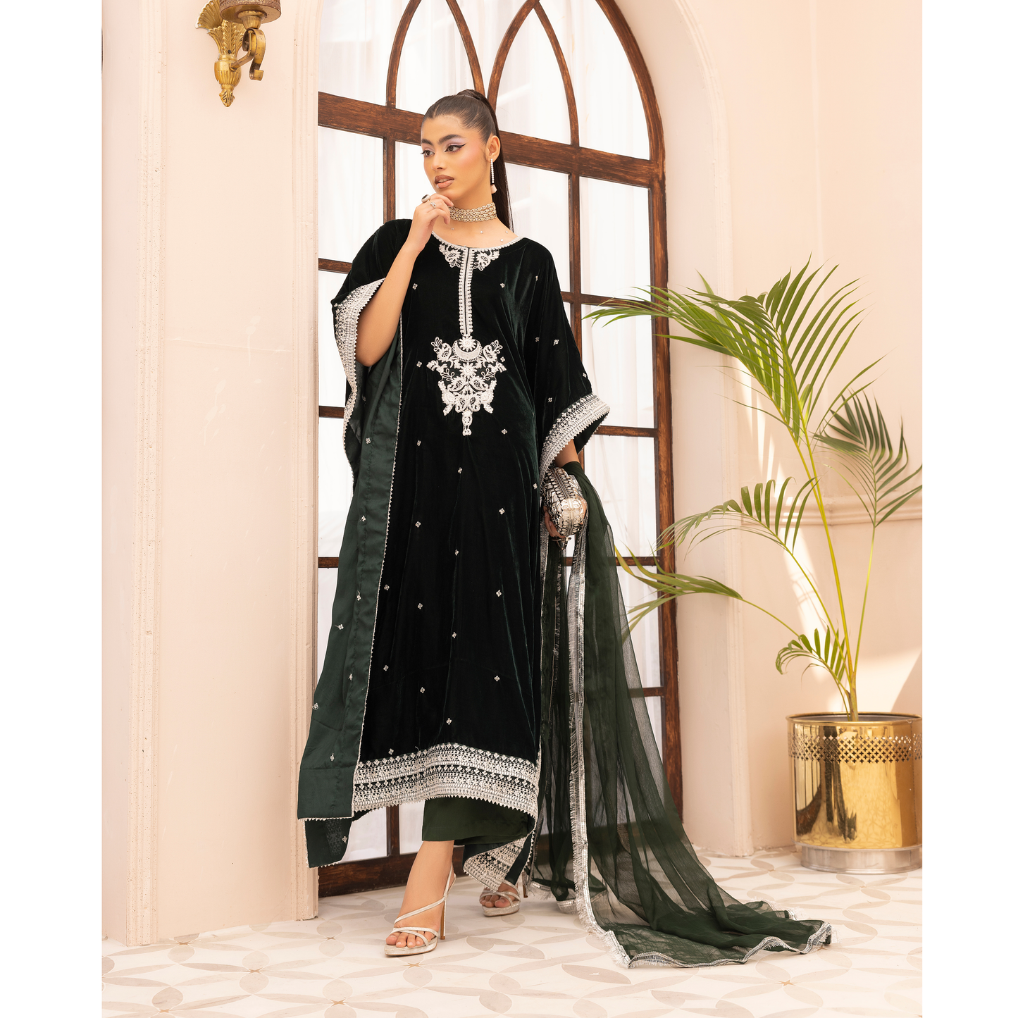 UMS-39 Zayna by Simrans Velvet Kaftan Embroidered 3 Pc Collection Asian Clothes | Modest Wear