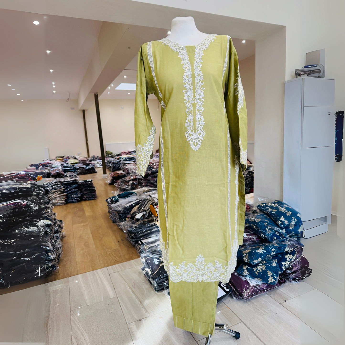 2 Pc Embroidered Khaddar Co-Ord Set | Ready to wear| Hayats