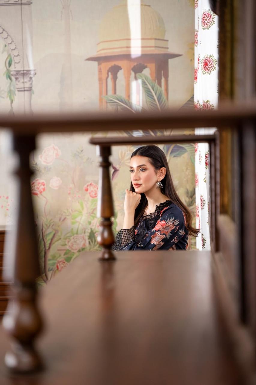 (Black) Embroidered 3 Pc Lawn Dress-Raniya.h