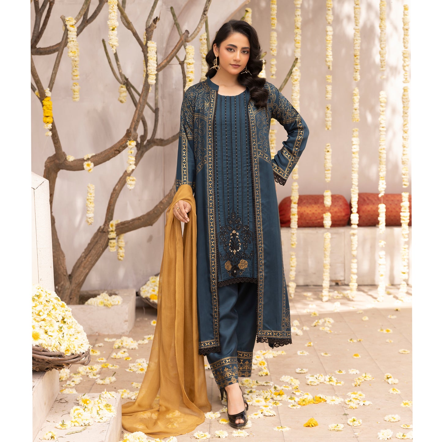 UMS-21 Luxury Embroidered Court Style Arabic Linen Collection | Ready to Wear | Simrans