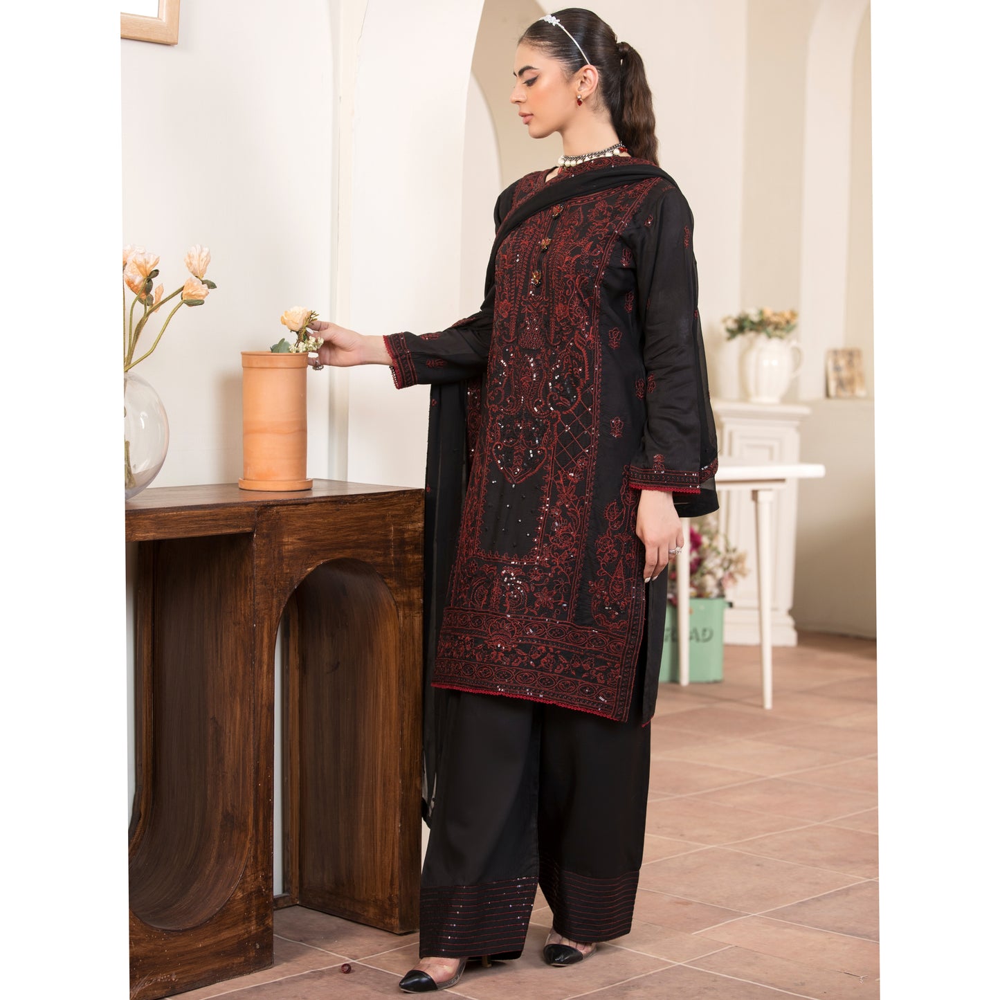 UA-91 Luxury Embroidered Farshi Shalwar Ready to Wear Collection | Umnaa