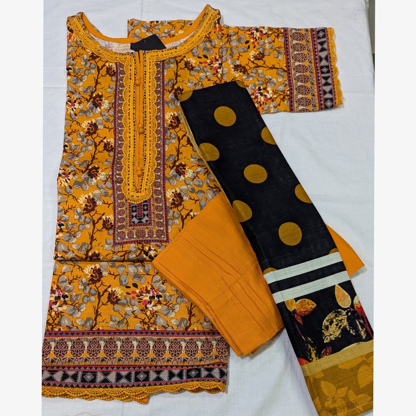 USN-15 Printed Khaddar 3 Pc Collection Set by Saphron
