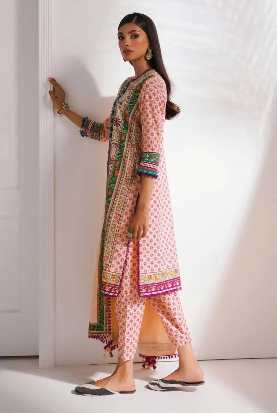 Mahay by Sana Safinaz Stitched 3 Piece Summer Lawn Collection 2023