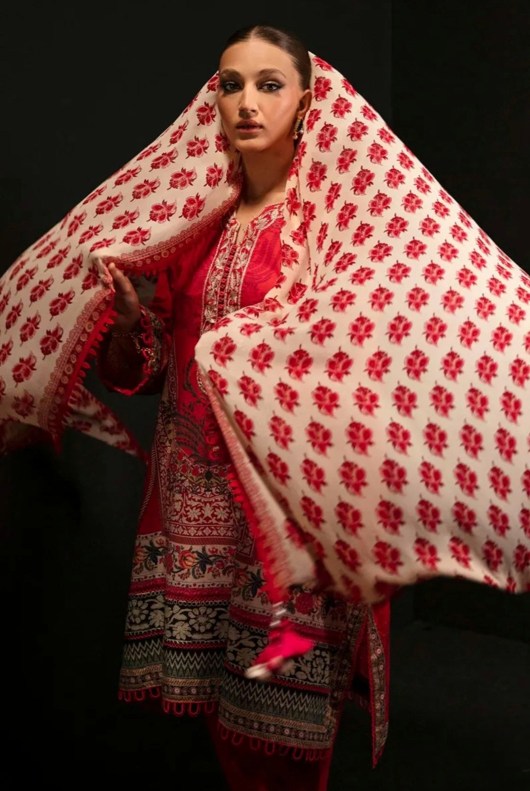 Mahay by Sana Safinaz Stitched 3 Piece Summer Lawn Collection 2023