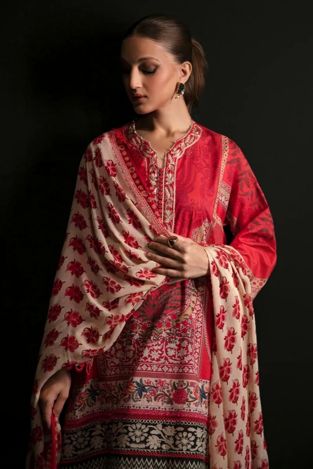 Mahay by Sana Safinaz Stitched 3 Piece Summer Lawn Collection 2023