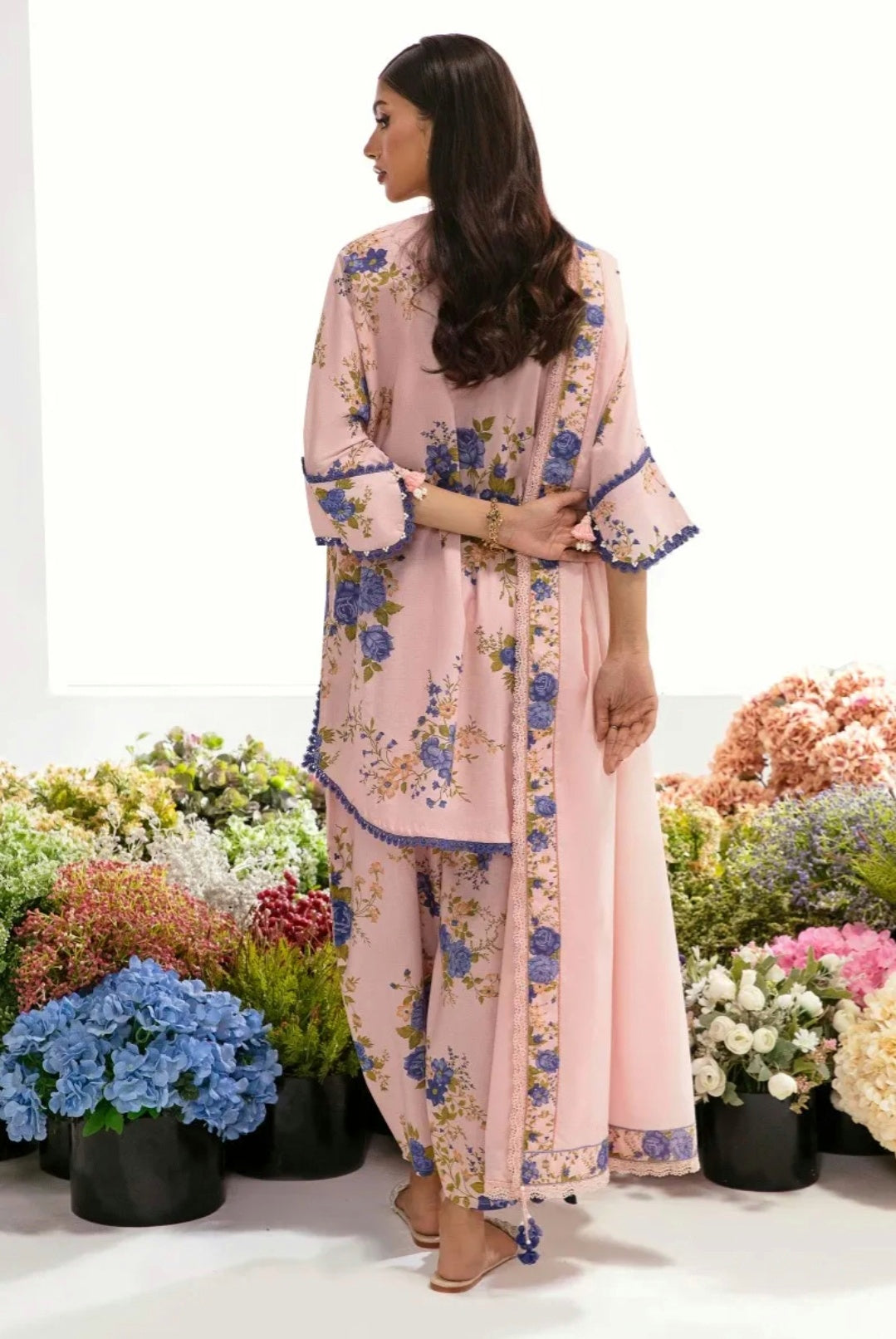 Mahay by Sana Safinaz Stitched 3 Piece Summer Lawn Collection 23