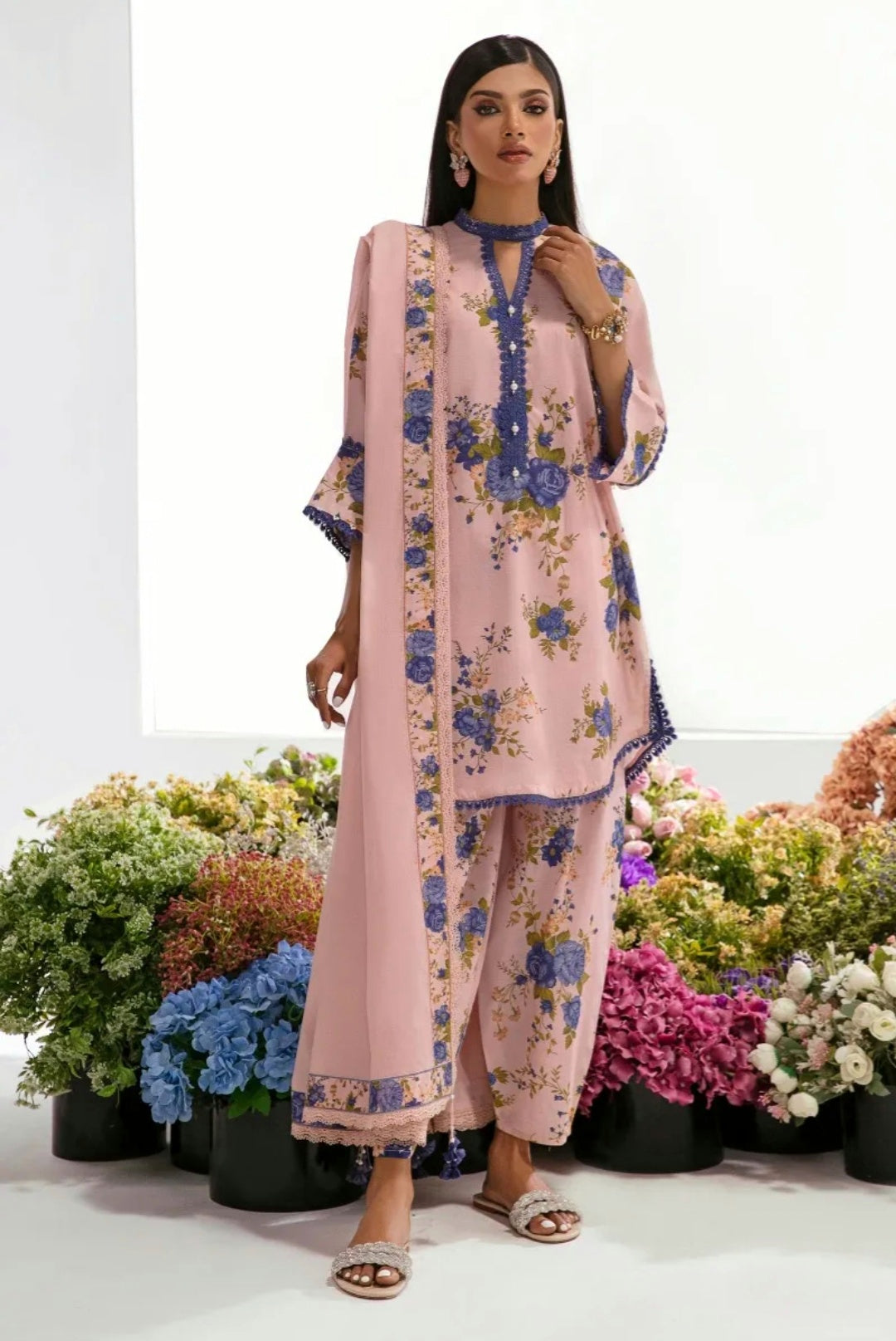 Mahay by Sana Safinaz Stitched 3 Piece Summer Lawn Collection 23