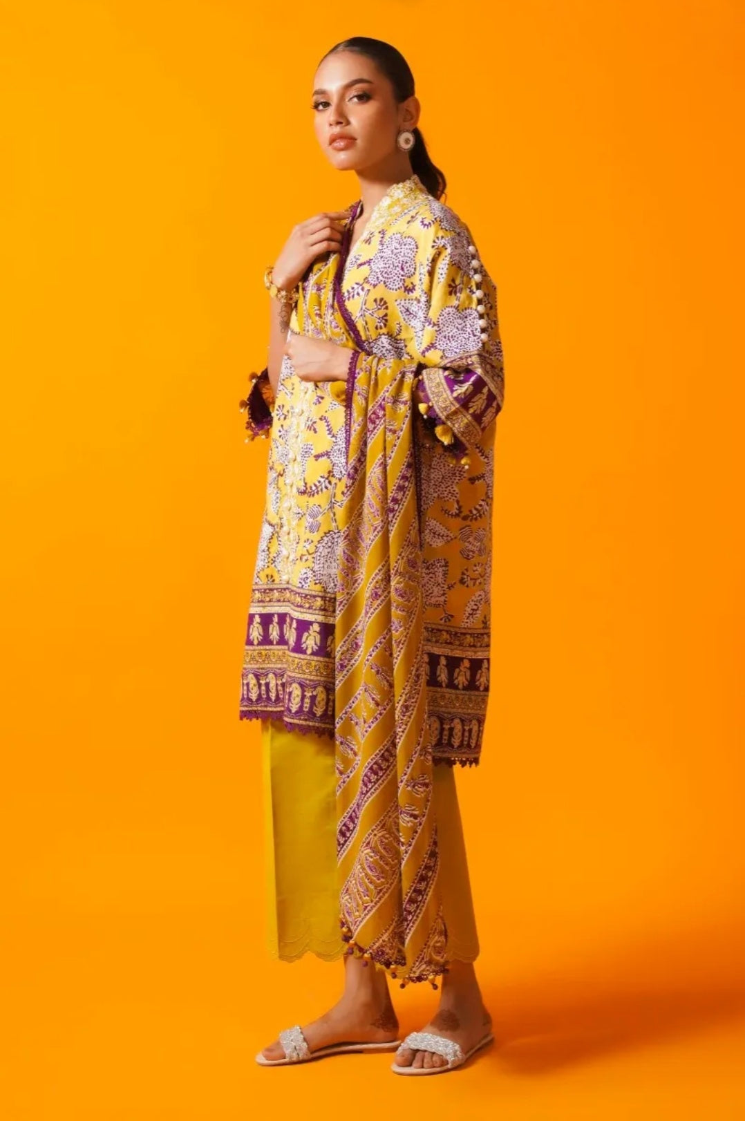 Mahay by Sana Safinaz Stitched 3 Piece Summer Lawn Collection 2023