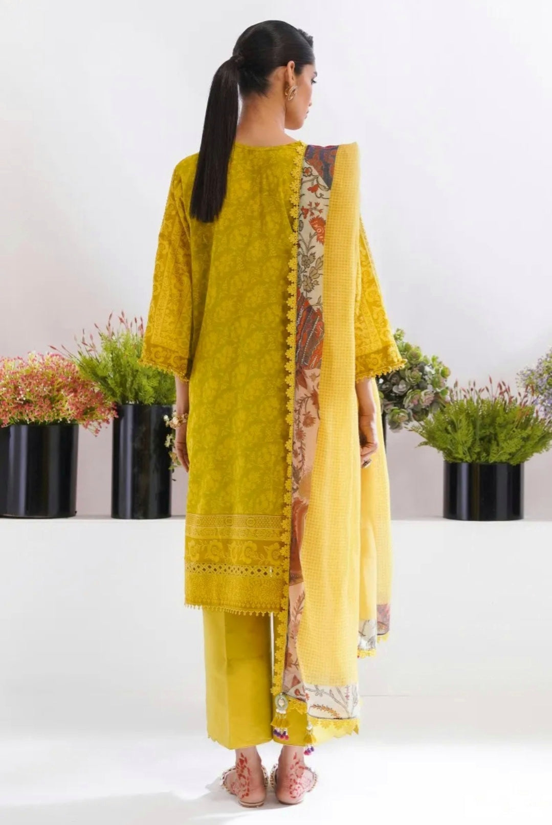 Mahay by Sana Safinaz Stitched 3 Piece Summer Lawn Collection 2023