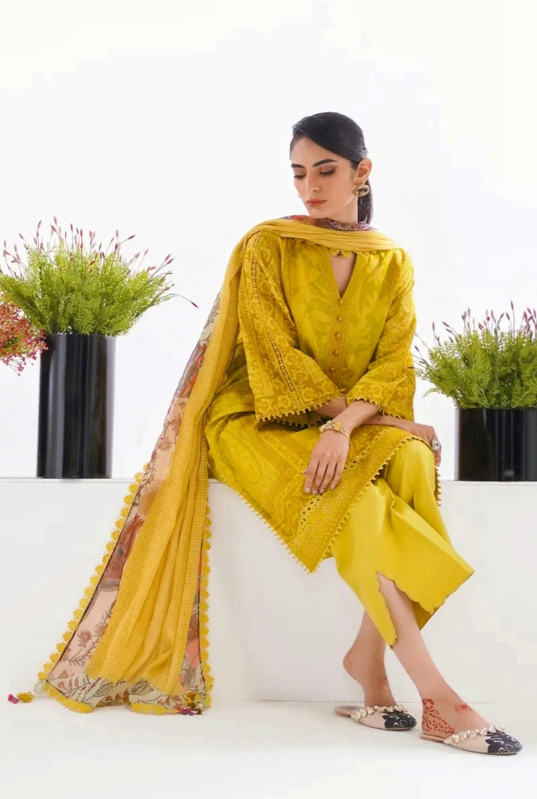 Mahay by Sana Safinaz Stitched 3 Piece Summer Lawn Collection 2023