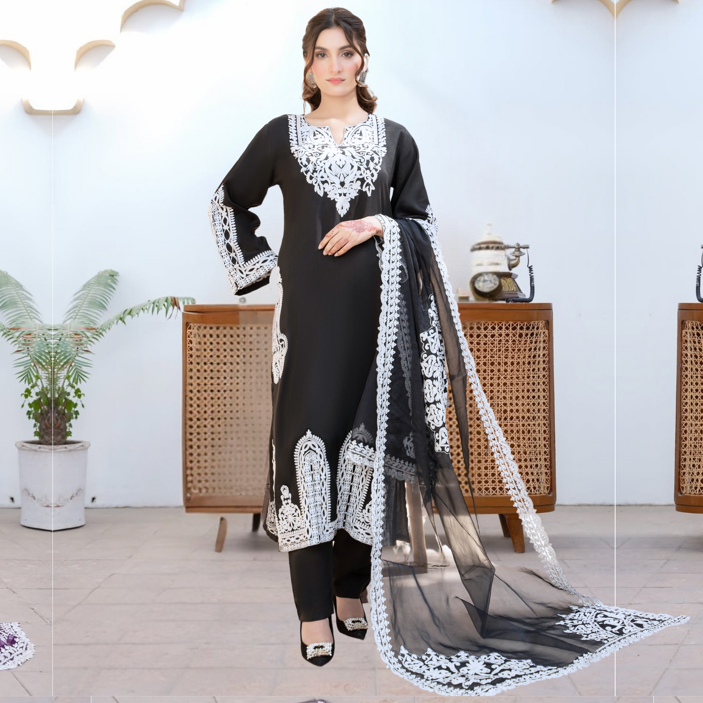 UA-61 Embroidered Viscose Linen 3 Pc Pakistani Dress | UMNAA